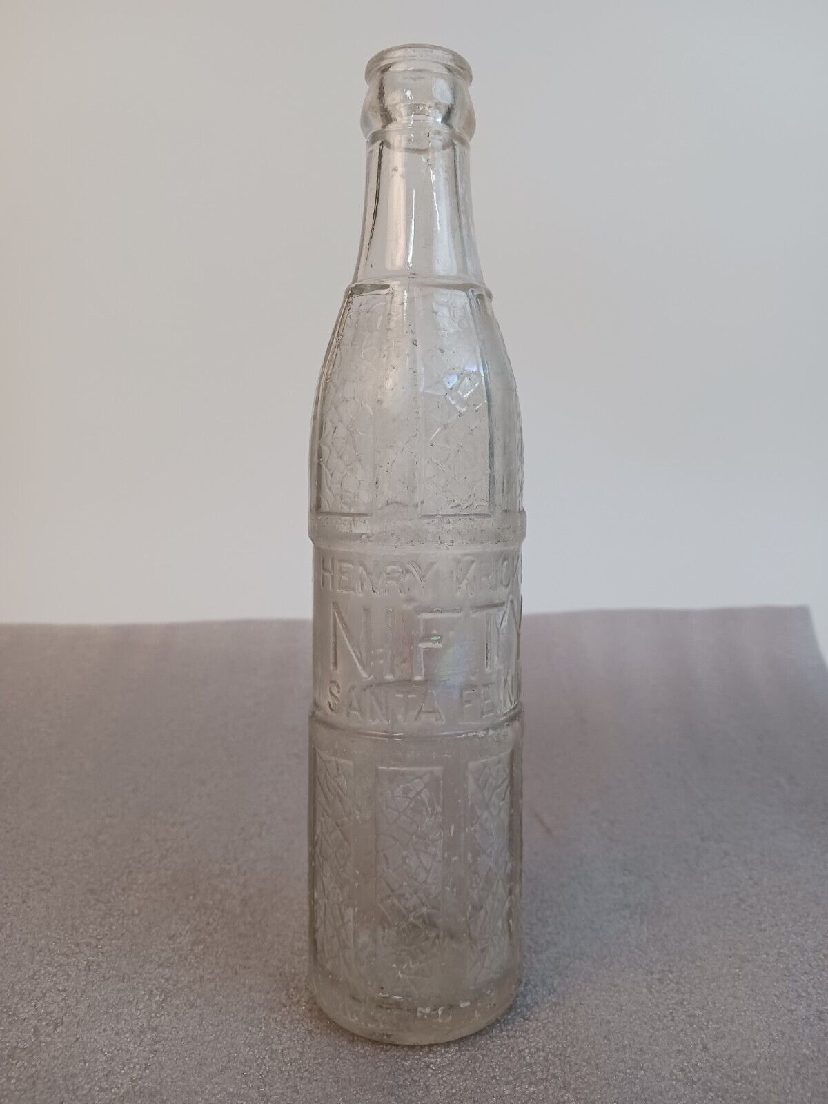 Antique 8 Oz. Henry Krick Co. Nifty Santa Fe New Mexico Glass Soda Bottle