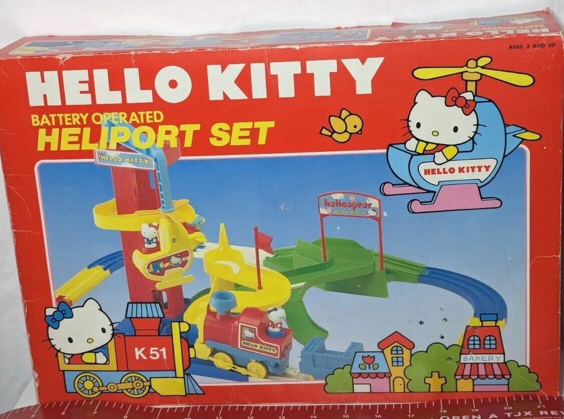 HELLO KITTY Vintage Heliport Set 8483 Toy 1976 1984 SANRIO W Box Rare Complete