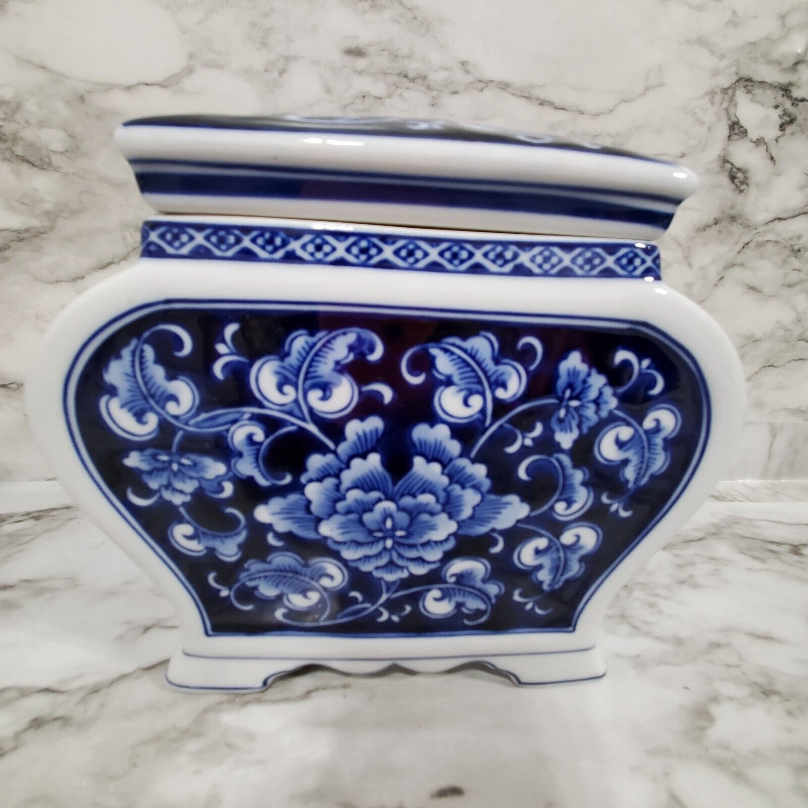 Vintage Bombay Cobalt Blue White Candle Fragrances Floral Jar Lidded Porcelain