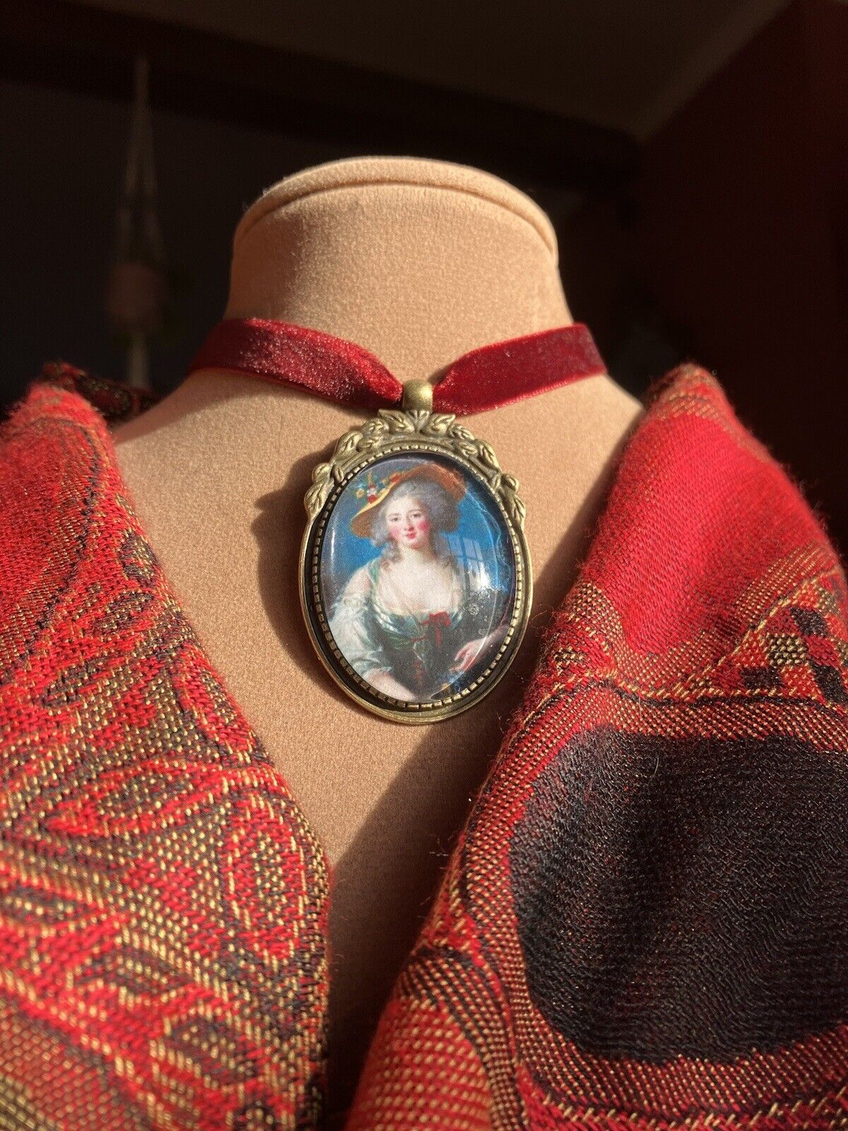 Rococo Choker pendant - French art jewelry - Versailles - 
