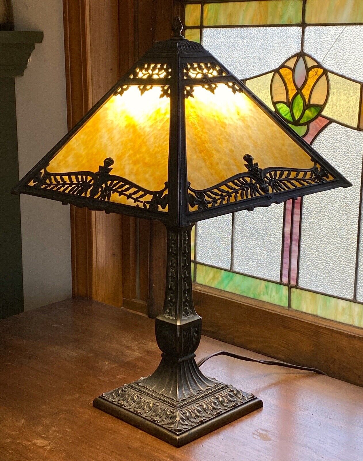 Antique Arts & Crafts Slag Glass Table Lamp PLB & G Co. Caramel/ White