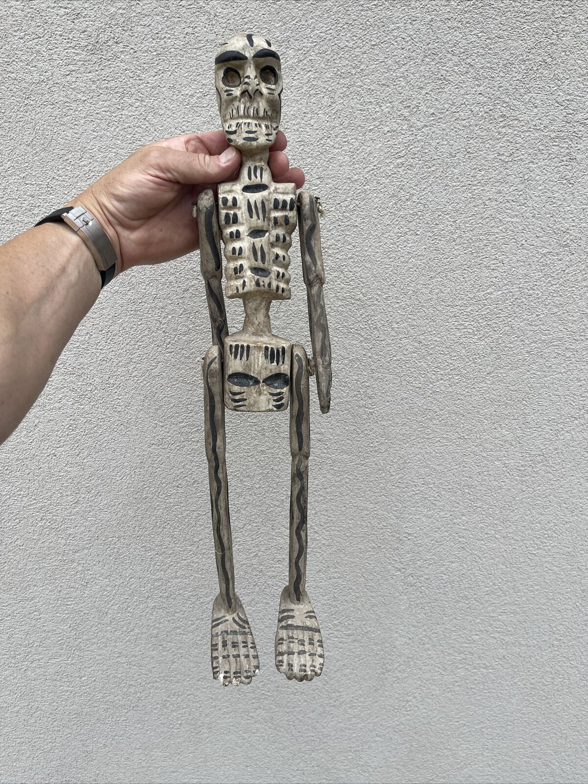 Vintage Hand Carved Wooden Day Of The Dead Skeleton Figure 20 Inches Long