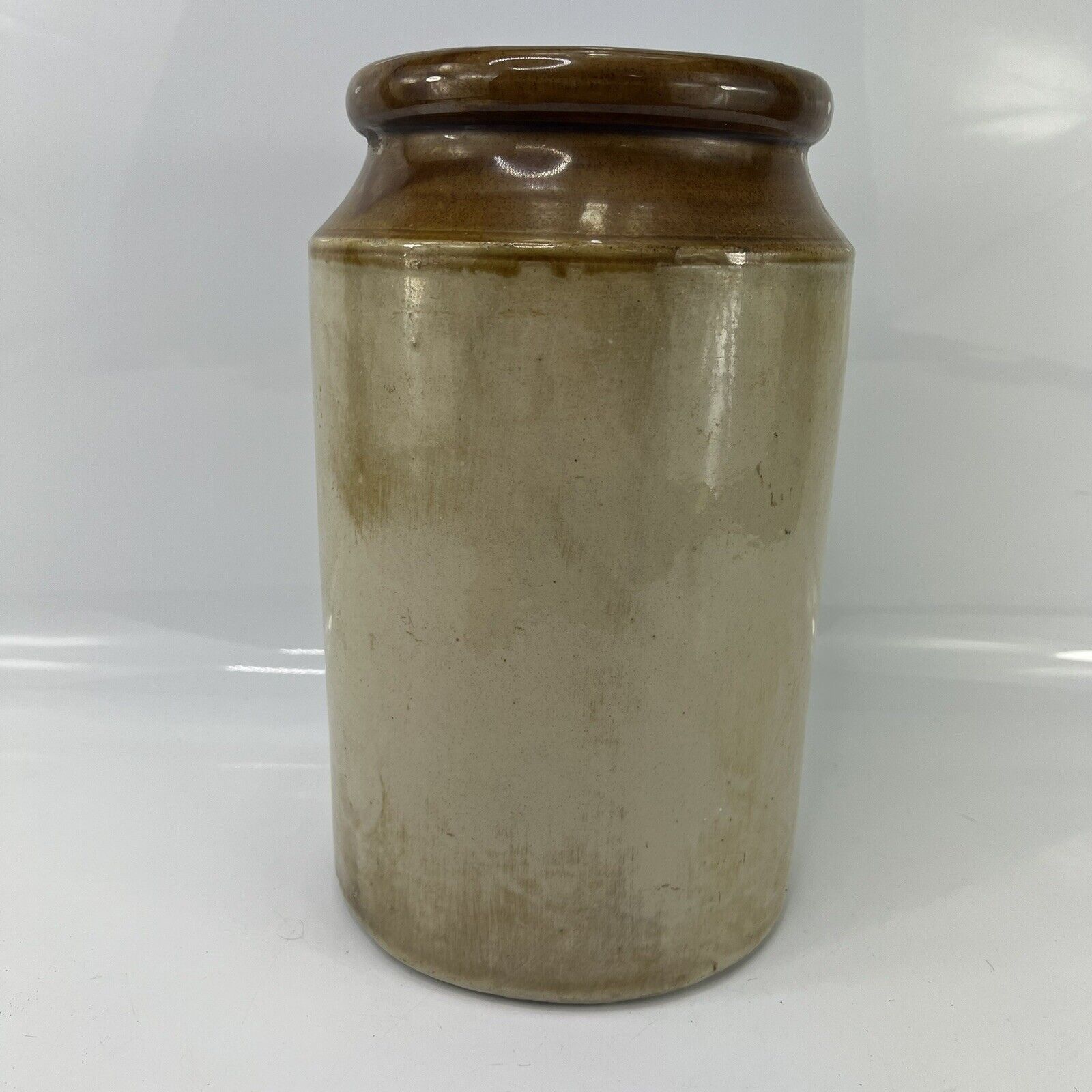 Vintage English Stoneware Pot Jar Two Toned Unstamped 11.25\