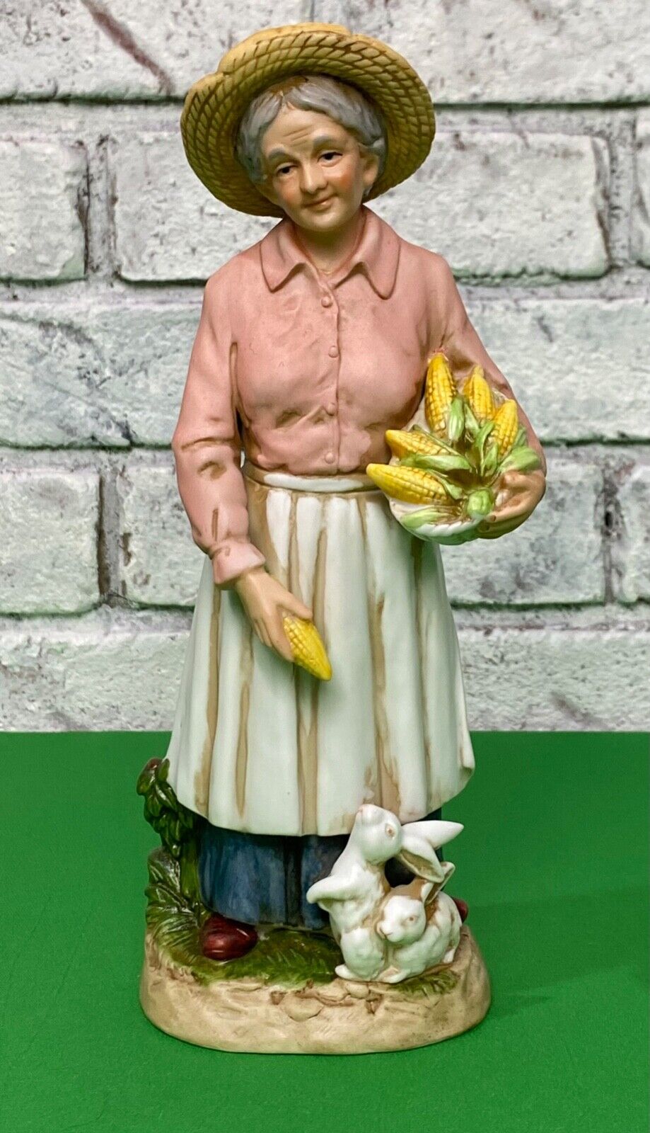 Homco Porcelain Figurine #8807 Old Lady Farmer Feeding Rabbits Corn 10” Figurine