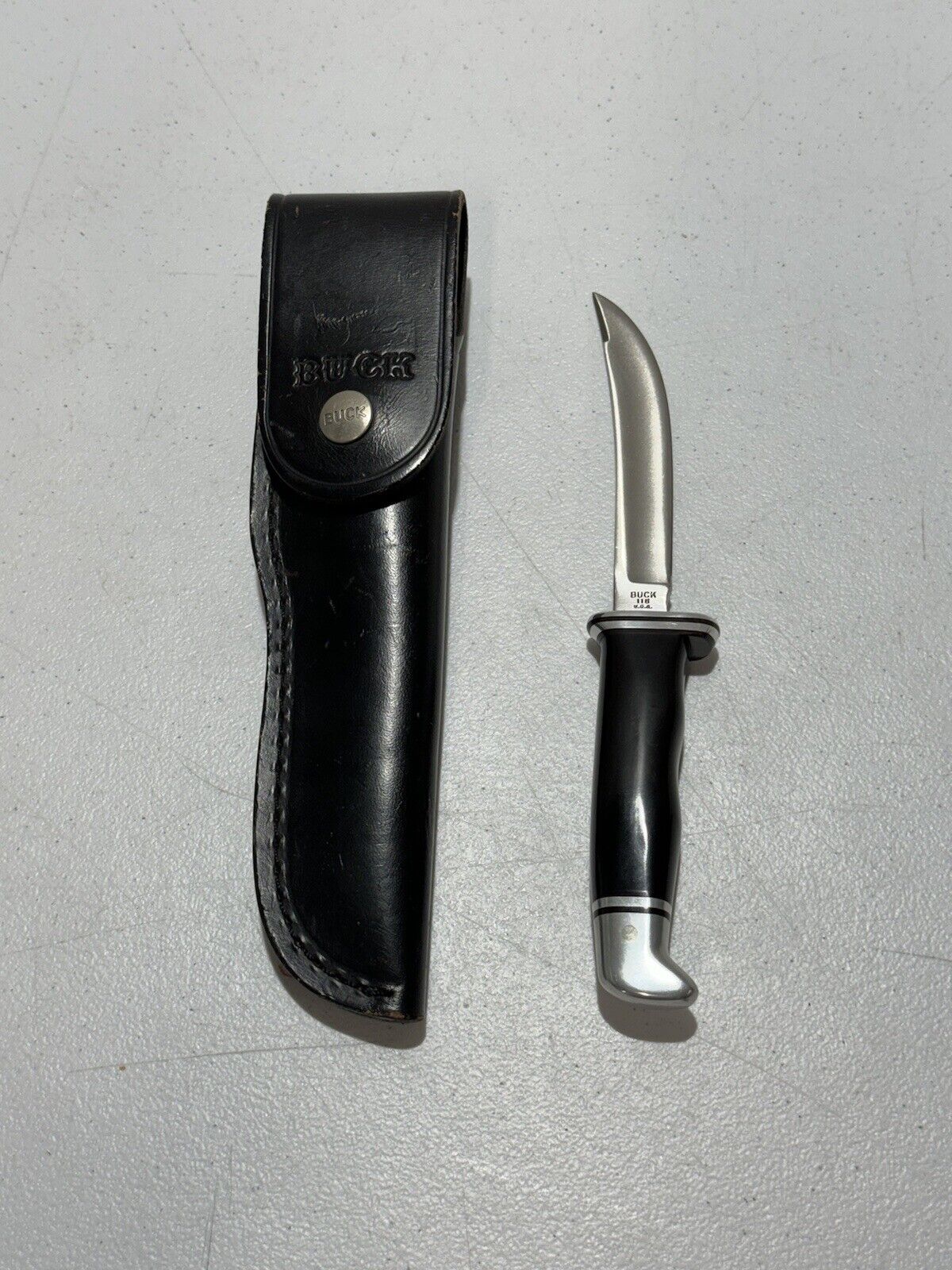Vintage Personal  Buck 118 Knife USA original Sheath