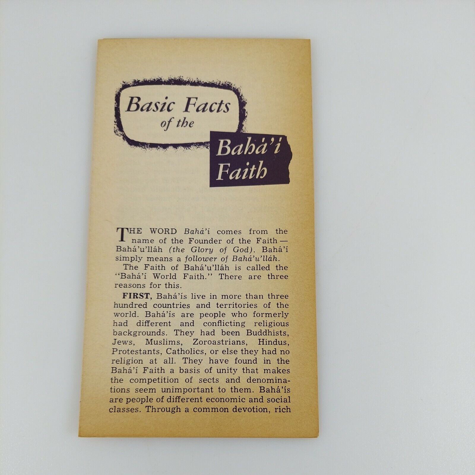 Basic Facts of the Bahái Faith Pamphlet Bahái Publishing Trust