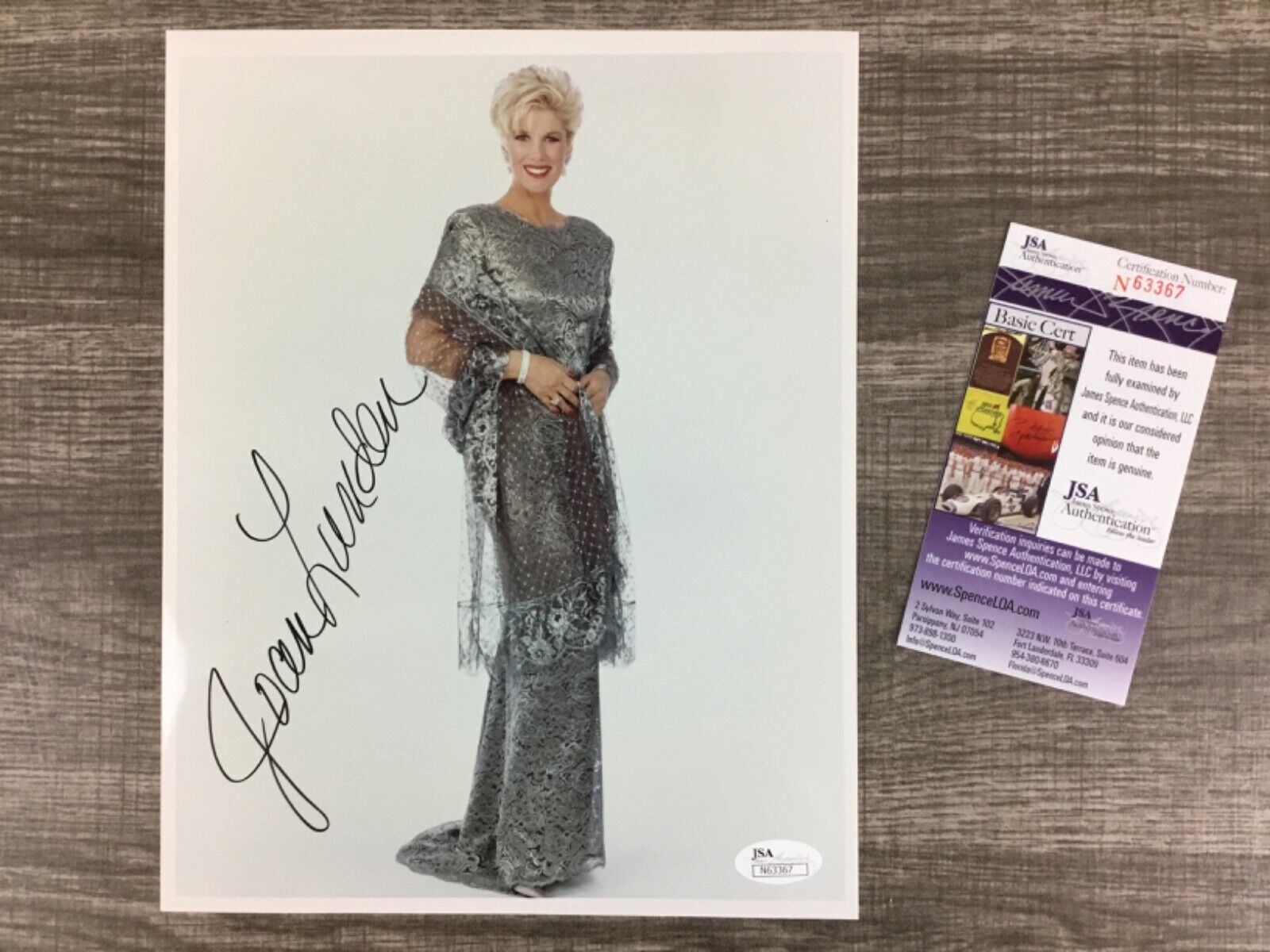 (SSG) Rare JOAN LUNDEN Signed 8X10 Color Photo \
