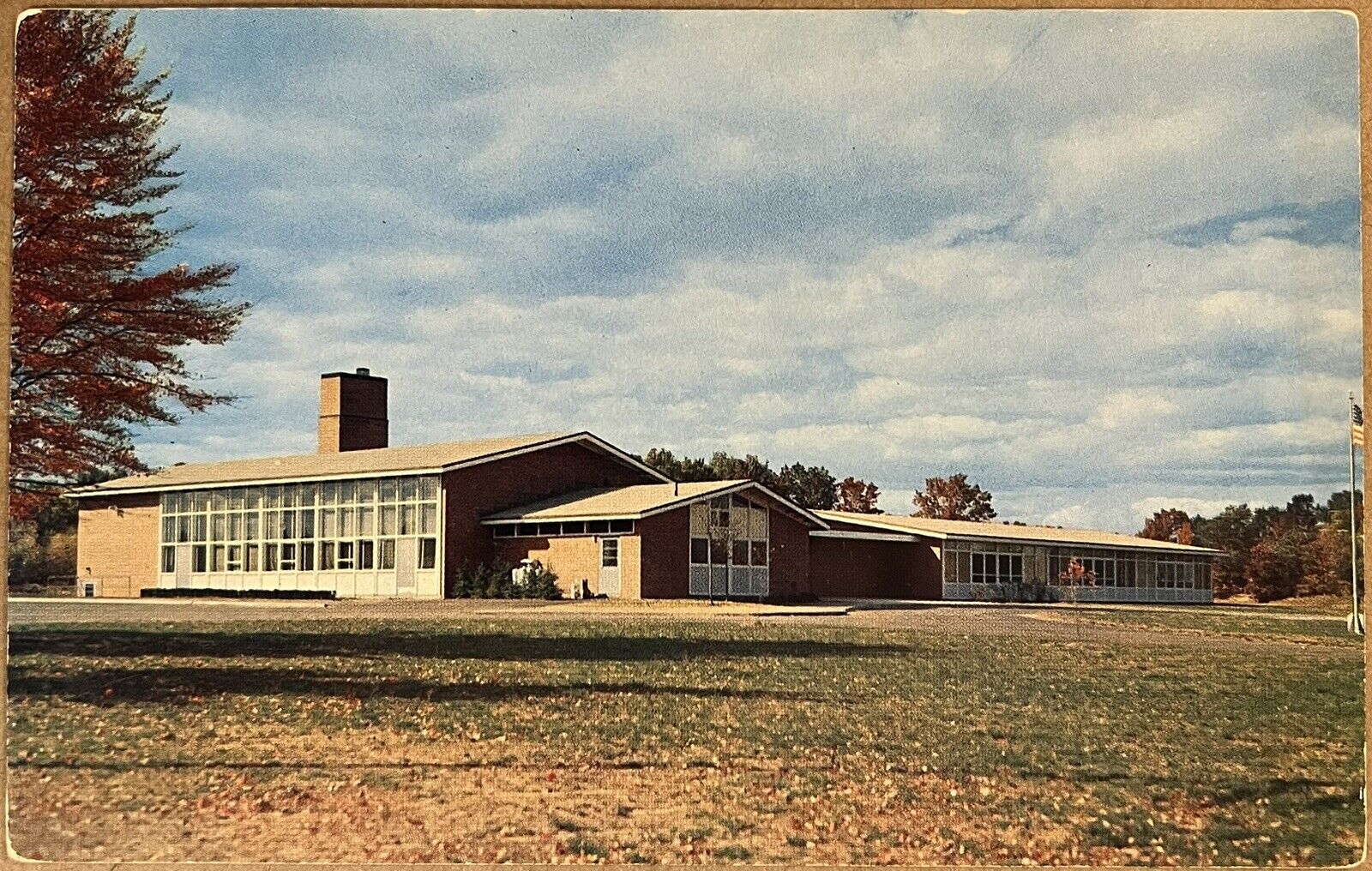 Southington Conneticut South End School Vintage Chrome Postcard c1950