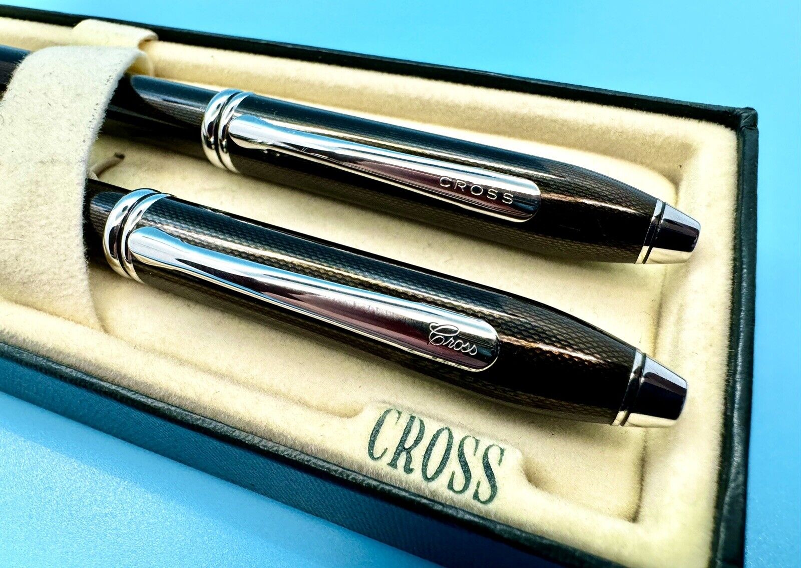CROSS TOWNSEND  ANTHRACITE  Brown Lacquer Finish  pen/pencil set Vintage Mint