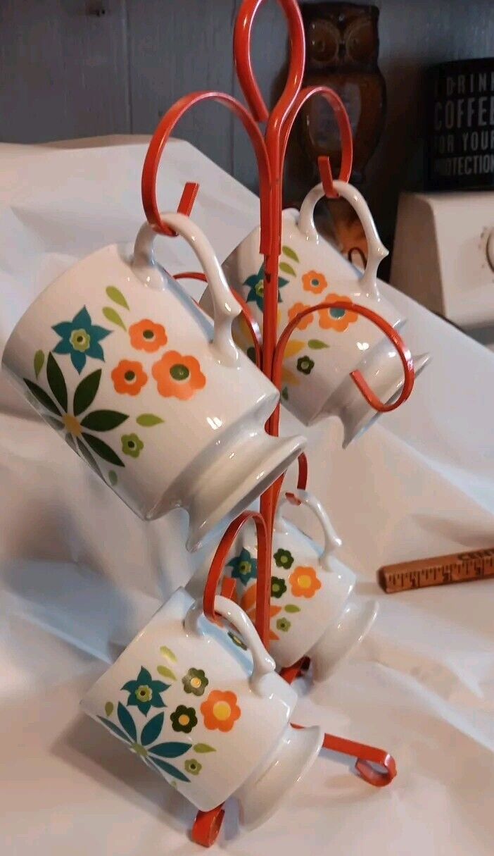 4 Mid Century Coffee Mugs Orange Boho Flower Power & Mug Rack Vintage MCM