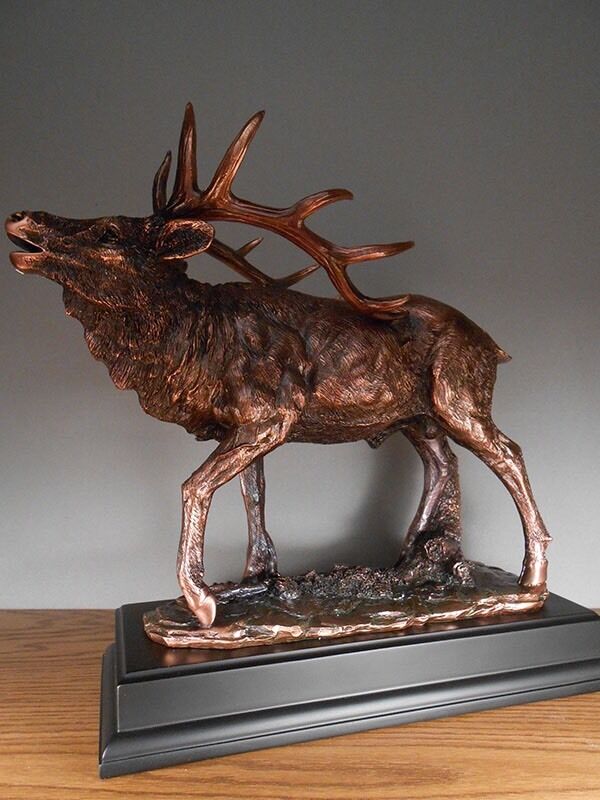Handcrafted Elk Bronze Figurine Statue 16\