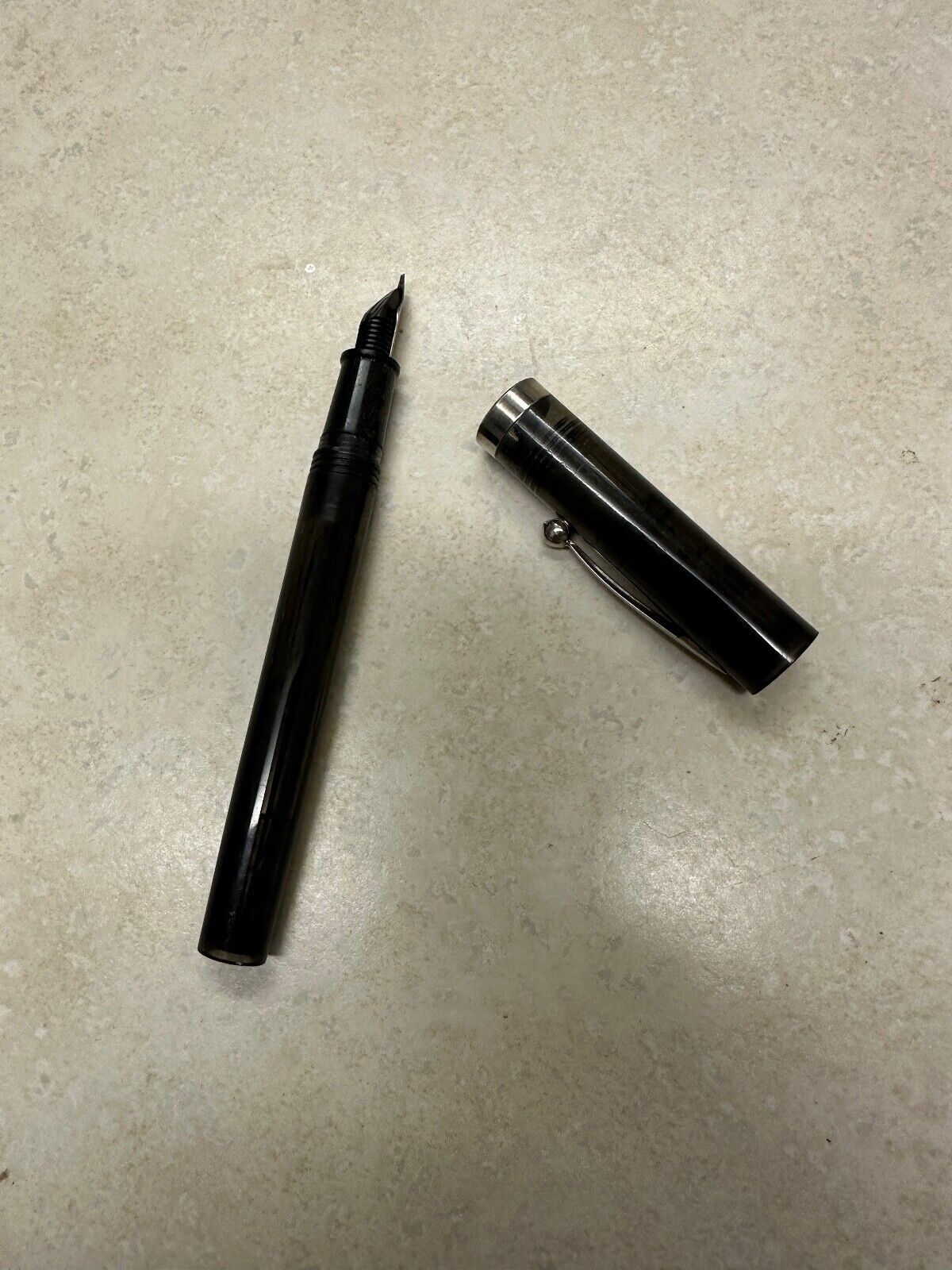 Vintage Sheaffer Smoke Fountain Pen W/Italic Nib