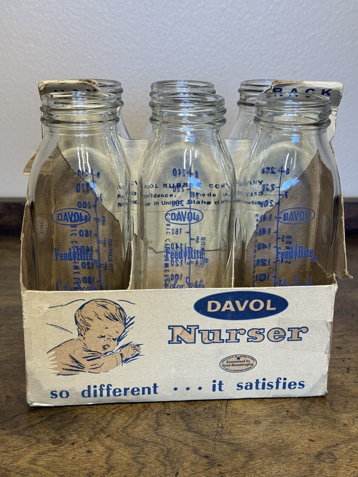 Vintage “Davol” Nurser 8oz Glass Baby Bottle W/ Box Carrier Feed Rite 7 Piece