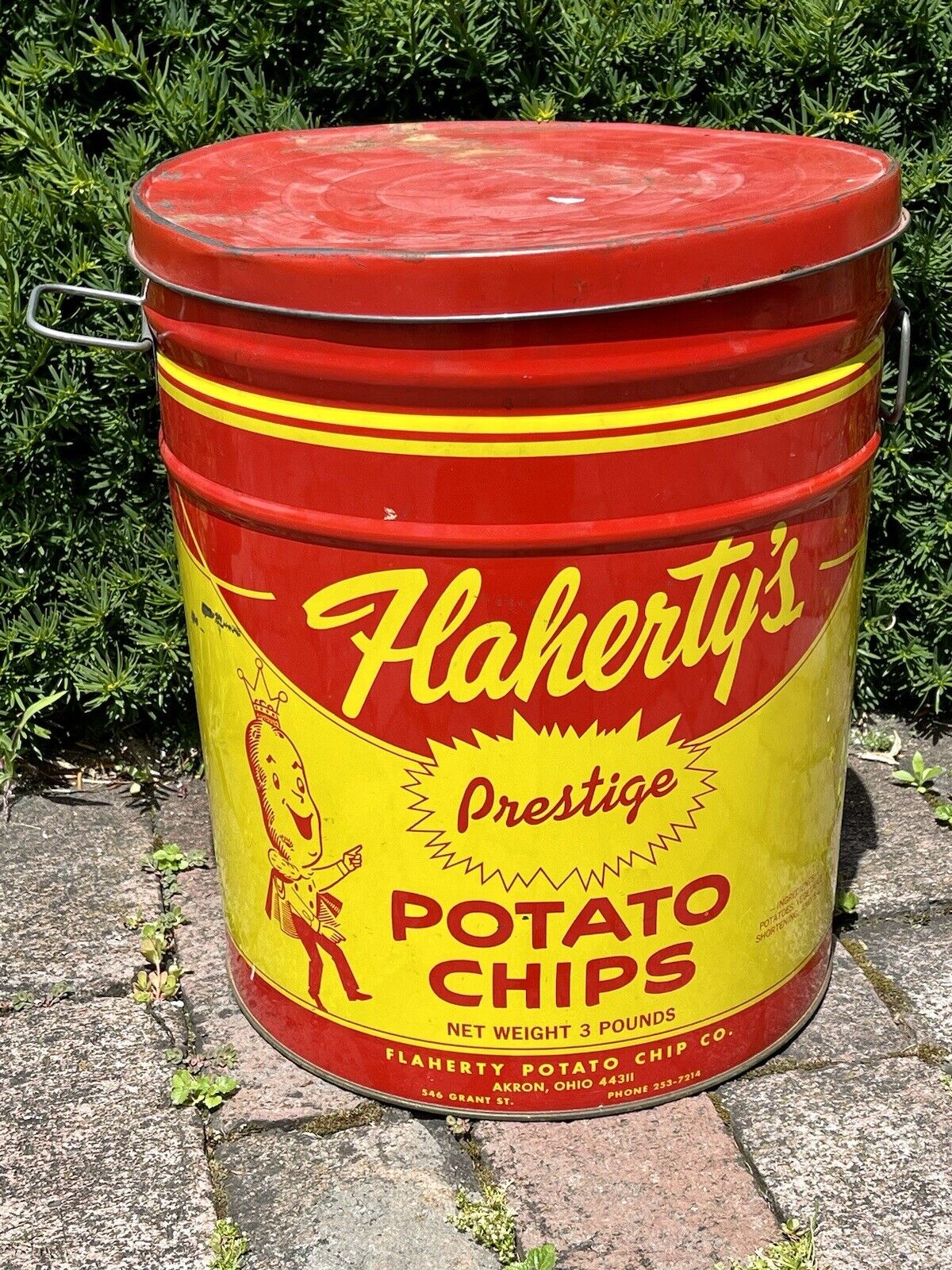 Huge Vintage FLAHERTY’S POTATO CHIP CO. AKRON OHIO LARGE 3# Potato Chip Tin Can