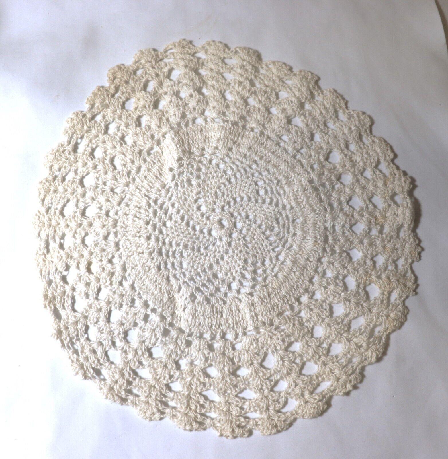 Antique White Crocheted Floral Placemat Doily Dresser Scarf Round 10.5\