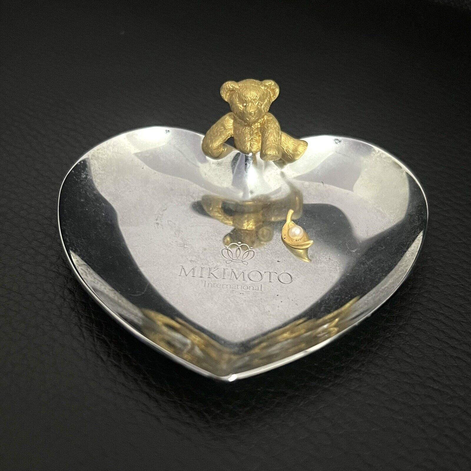 Mikimoto International Japan Pearl Silver Heart Tray Vintage Gold Bear Authentic