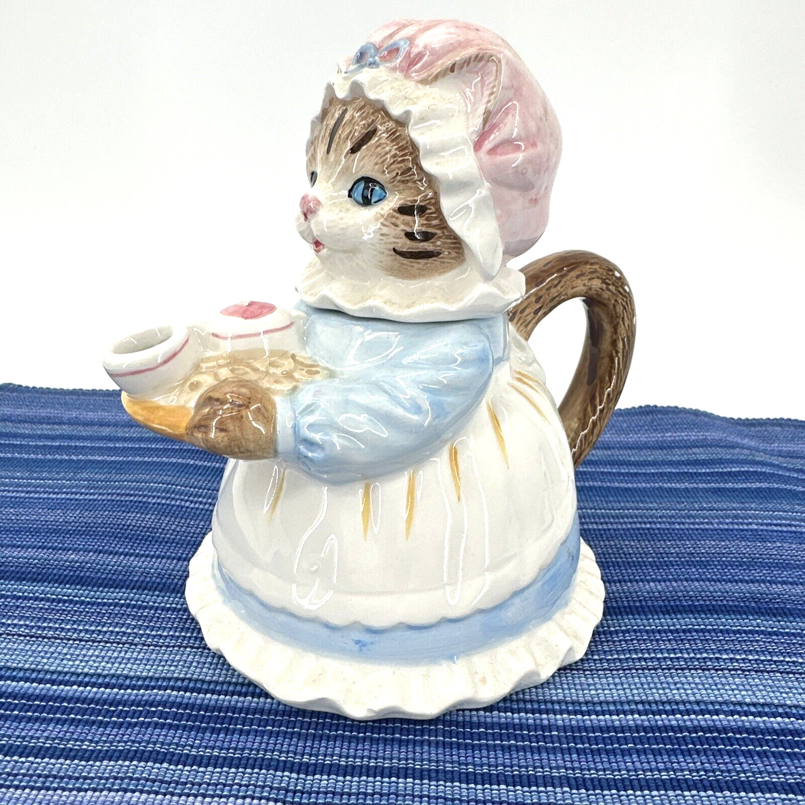 Vintage Decorative Ceramic Cat Teapot Heritage Mint + Lid 7\