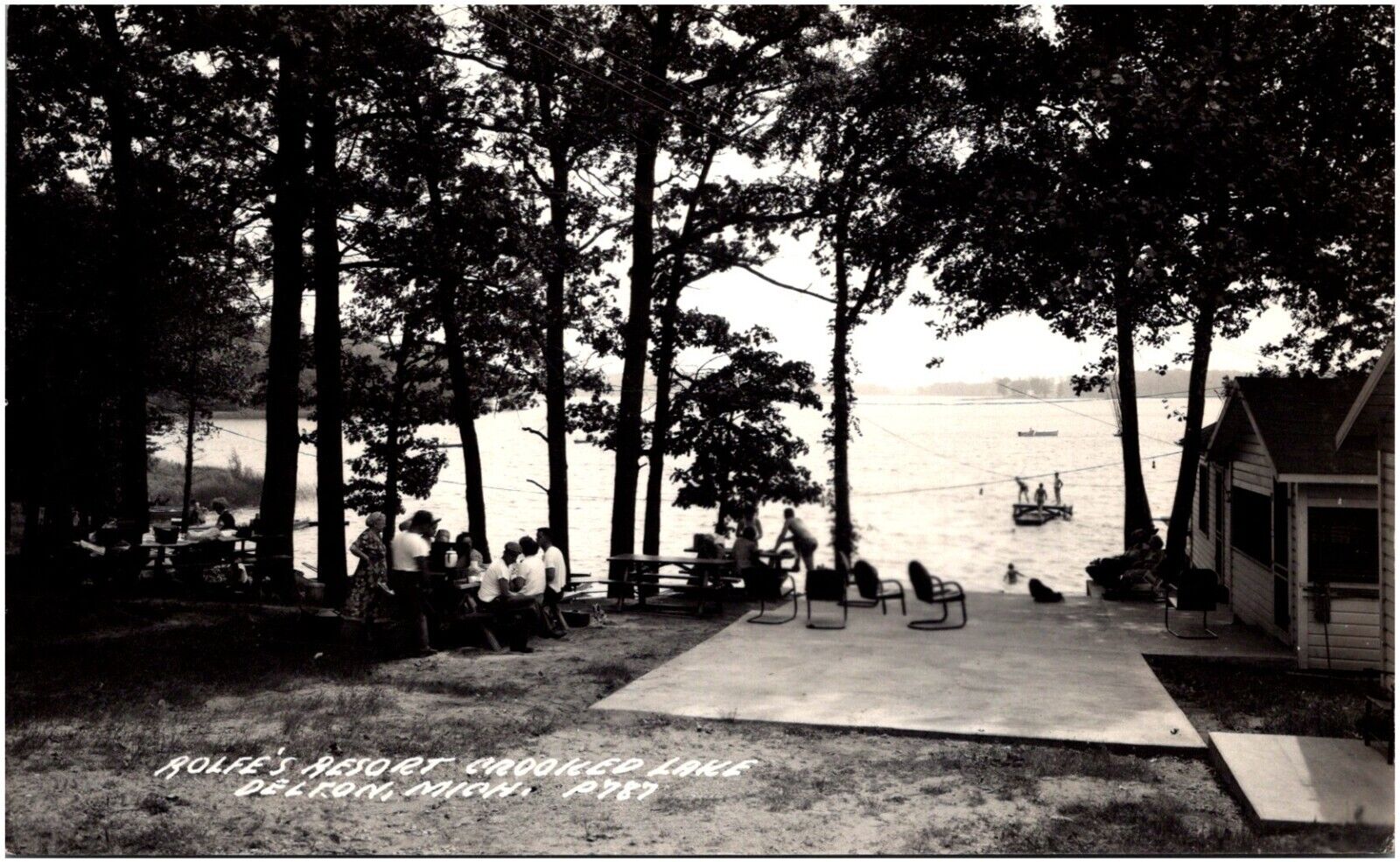 Picnic at Rolfe\'s Resort Crooked Lake Delton Michigan MI 1940s RPPC Postcard
