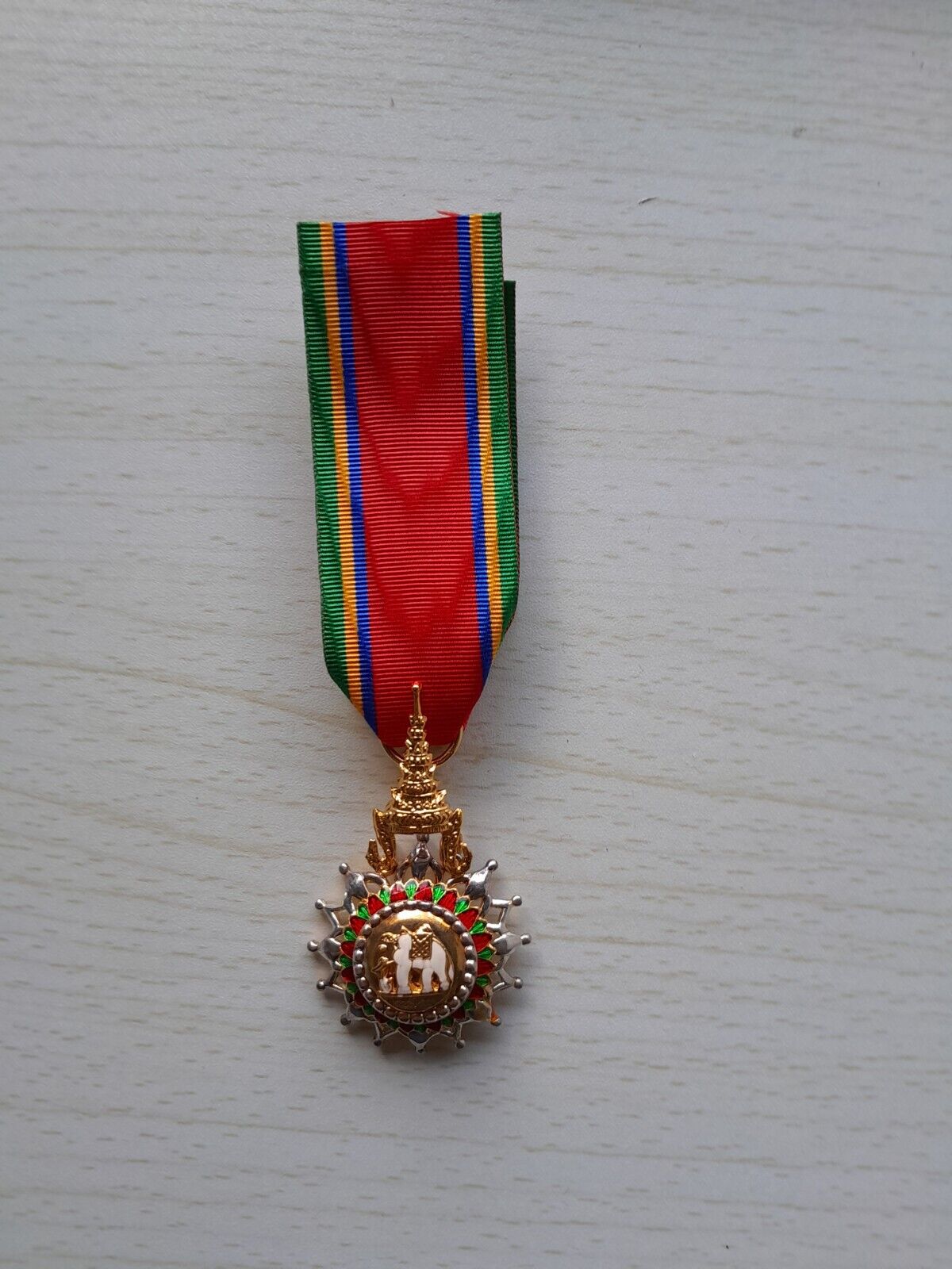 THAILAND ORDER OF THE WHITE ELEPHANT-5TH CLASS, MEMBER, MINIATURE MEDAL