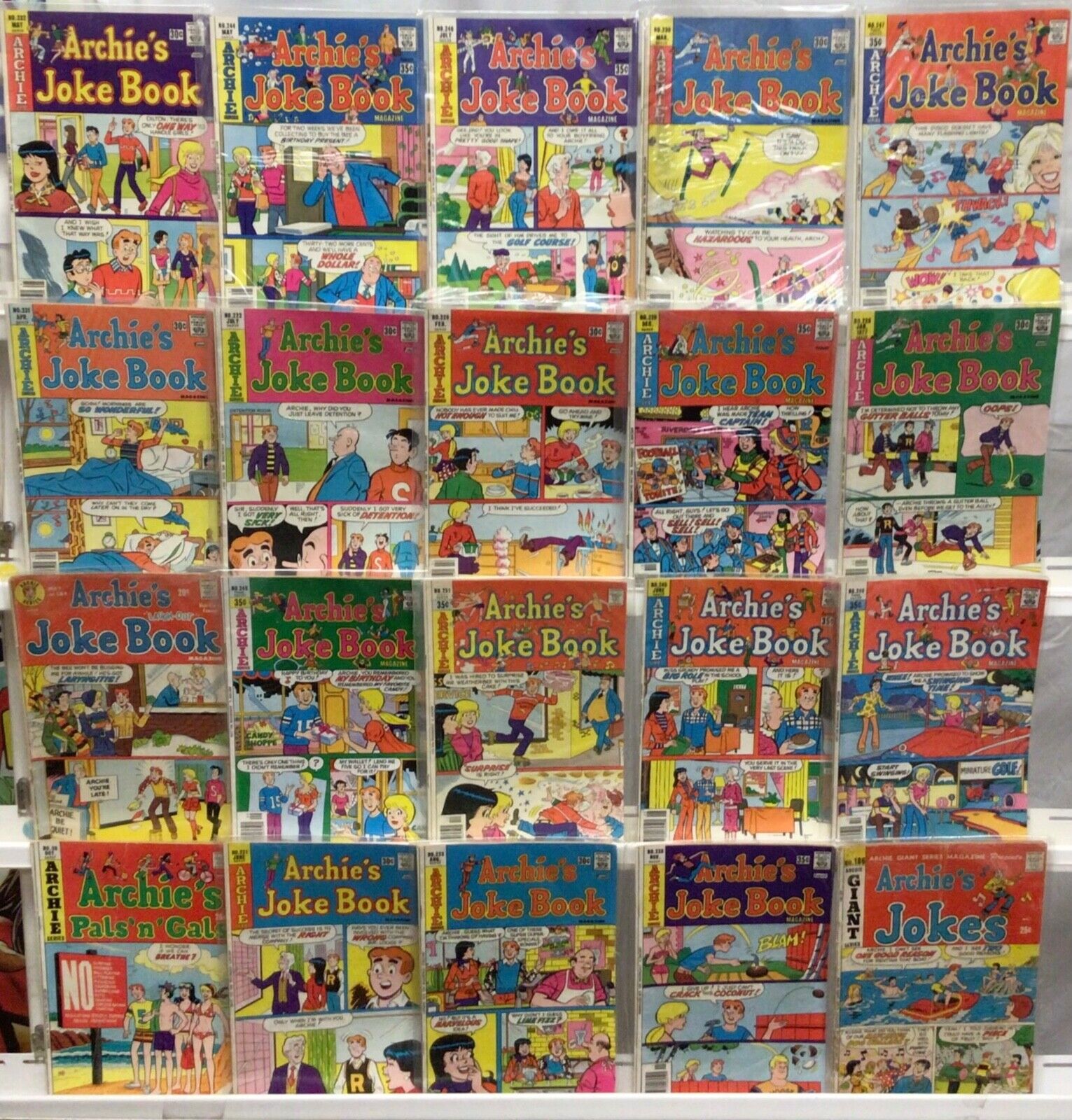 Archie Comics Archie’s Joke Book Comic Book Lot of 20 Issues
