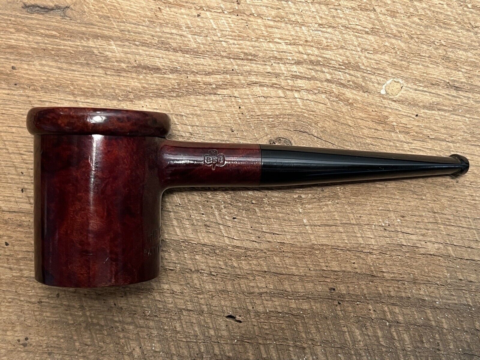 Gorgeous 1920s KB&B The Lyon Pipe Underslung  Screw In Bowl Estate Tobacco Pipe