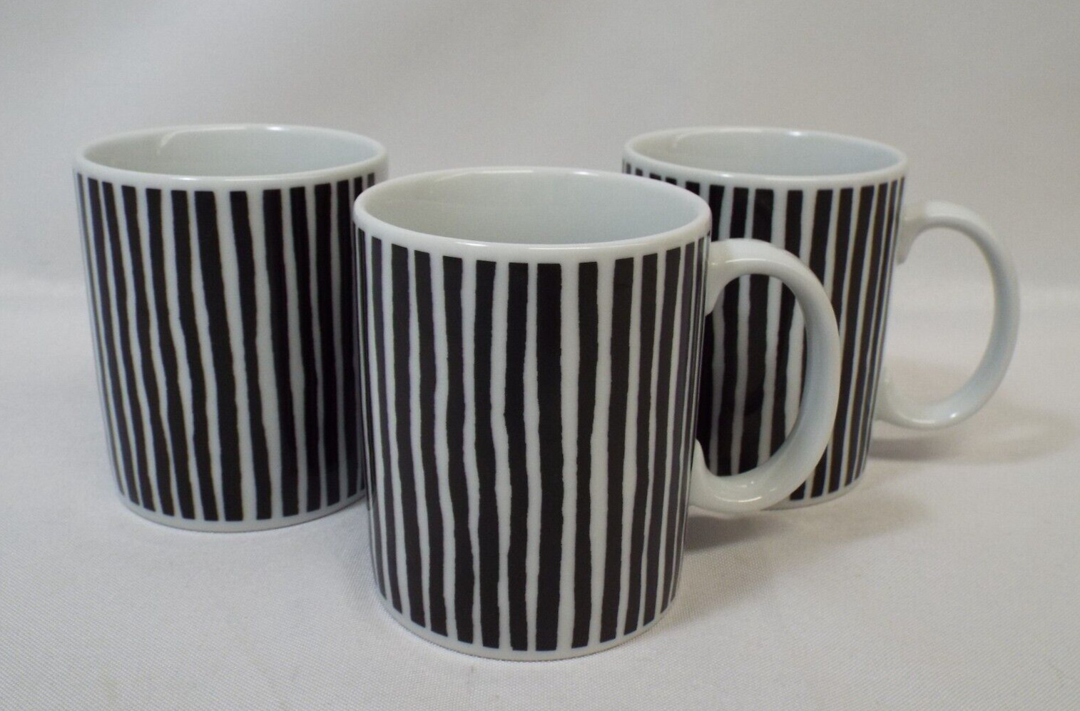 Marimekko VARVUNRAITA Black & White Striped Set of 3 Coffee Mugs Modern MCM Mod
