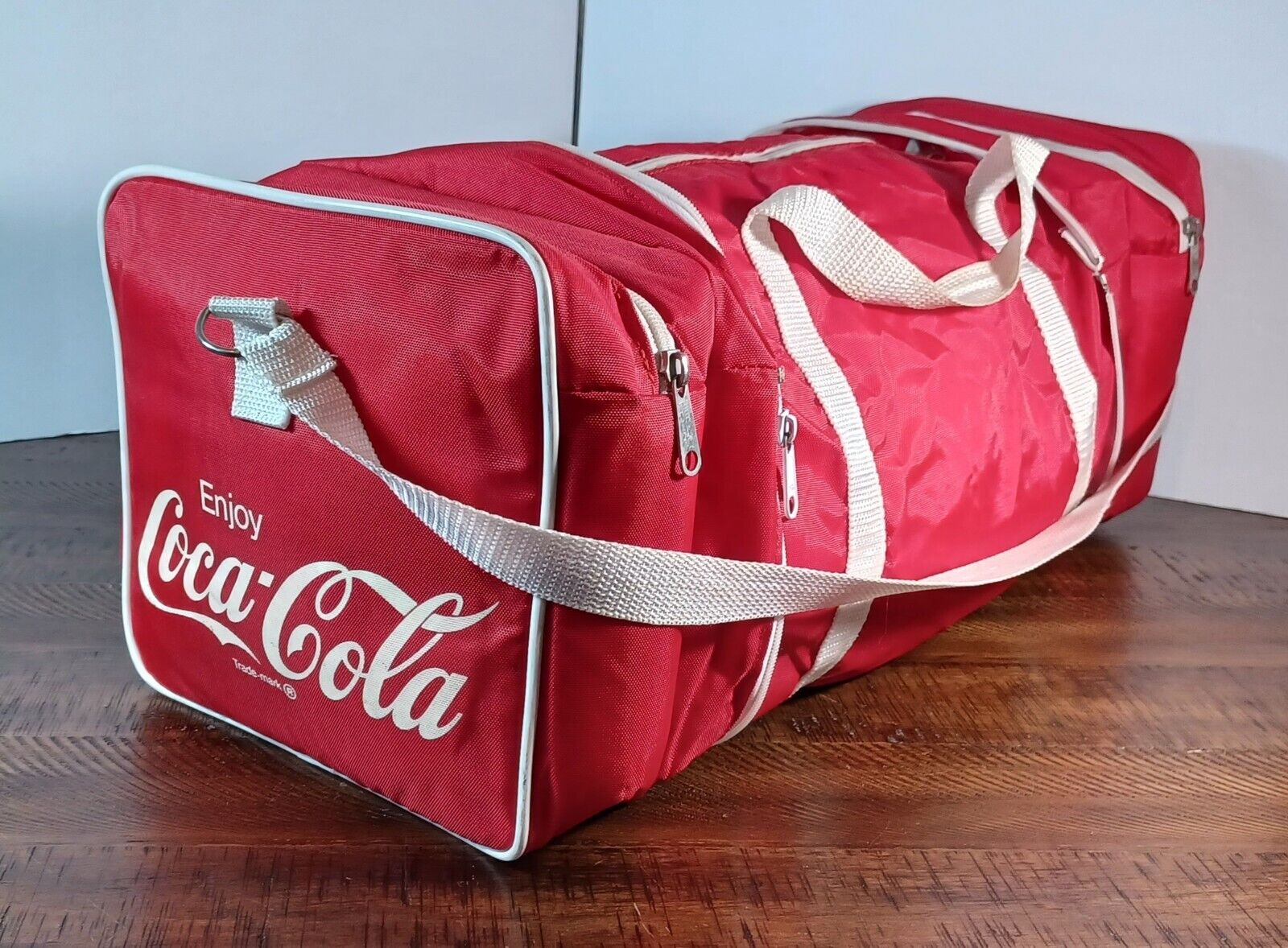 Vtg Enjoy COCA-COLA Expandable Insulated Duffle Bag Made Taiwan Carry On Rare