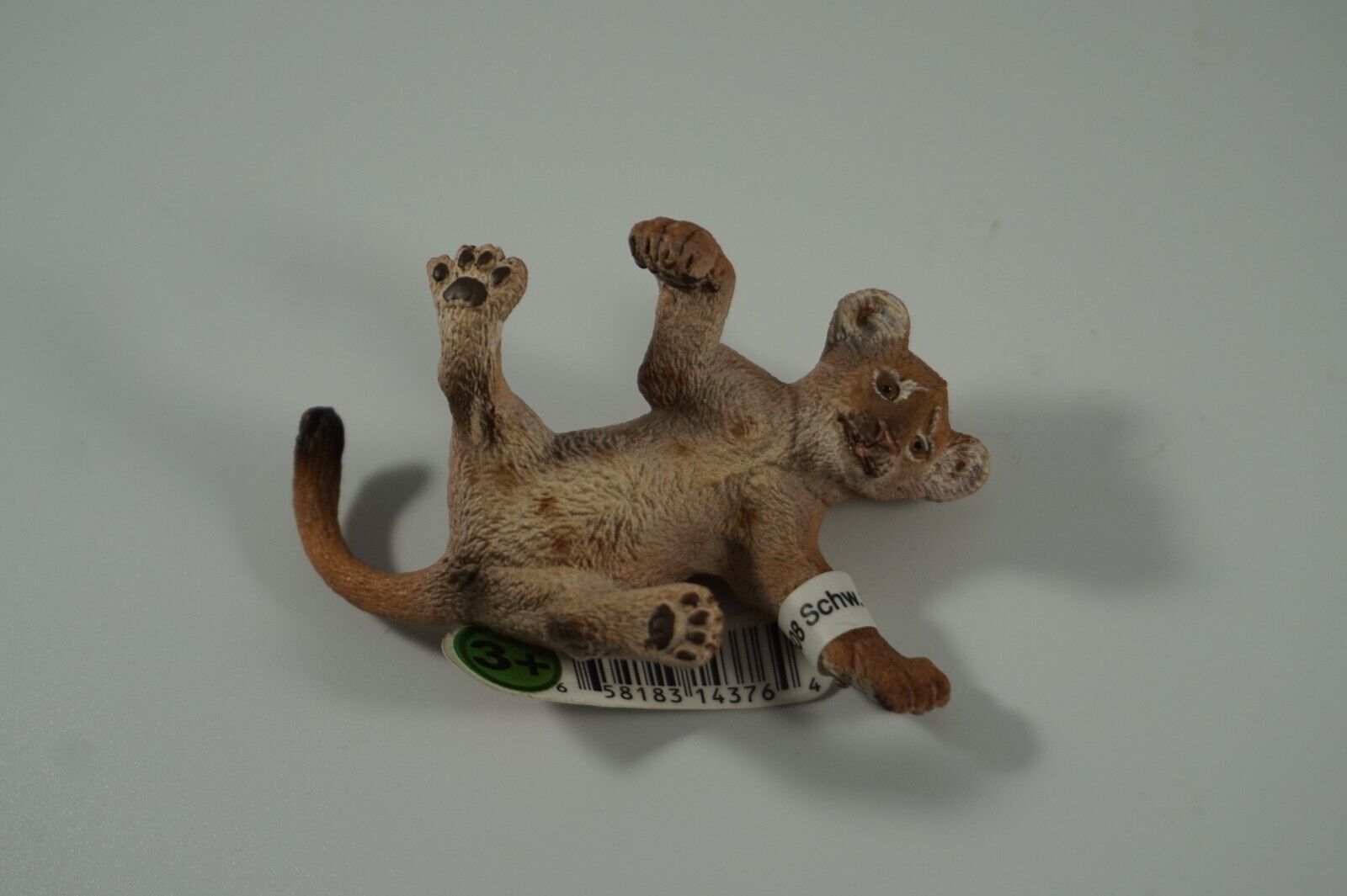 Retired Schleich Wild Life Africa Lion Cub Lying 14376 New with Tag