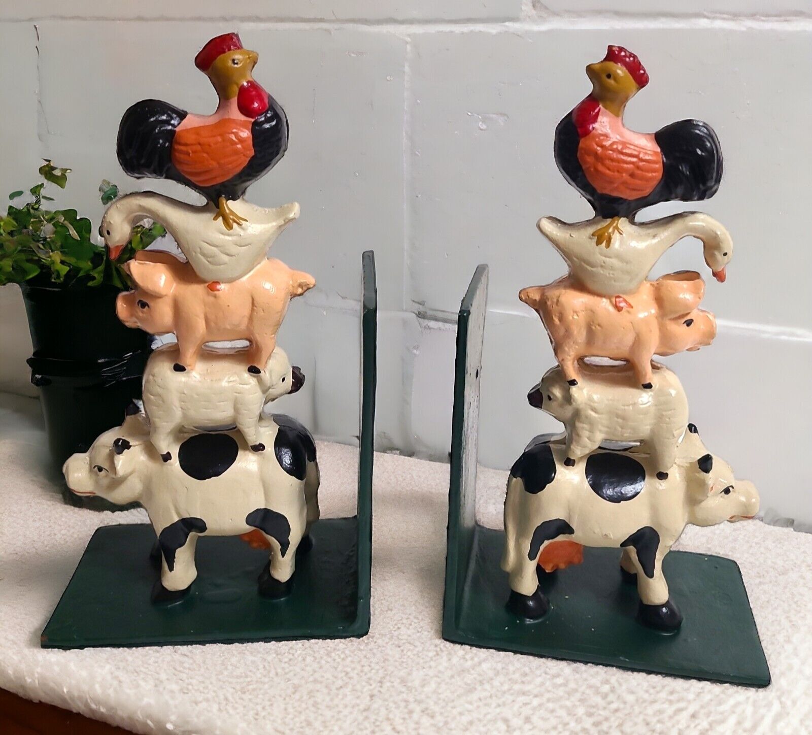 Vintage Hand Painted Cast Iron Metal Farm Animals Totem Bookends 9.5\