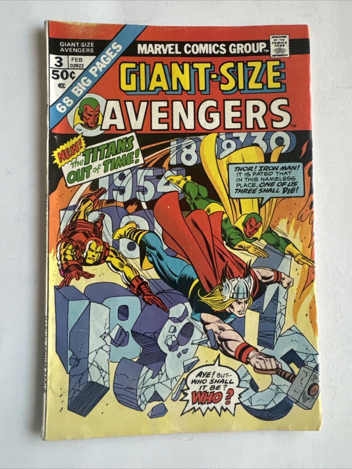 Giant-Size Avengers # 3 VG Cond. Kang App. 