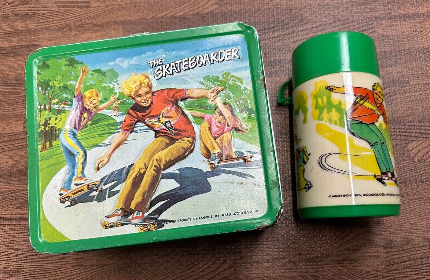 VINTAGE THE SKATEBOARDER METAL LUNCHBOX and THERMOS 1977 Aladdin Industries