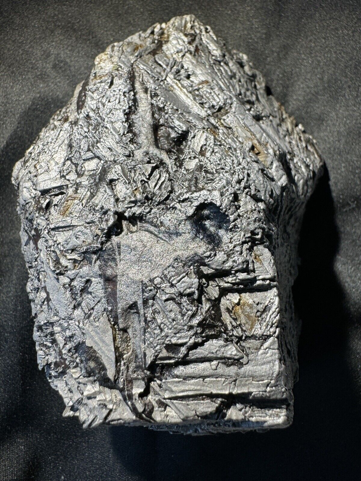 TOP Natural Aletai Iron Meteorite 1365 Grams Original Stone Perfect Fusion Crust