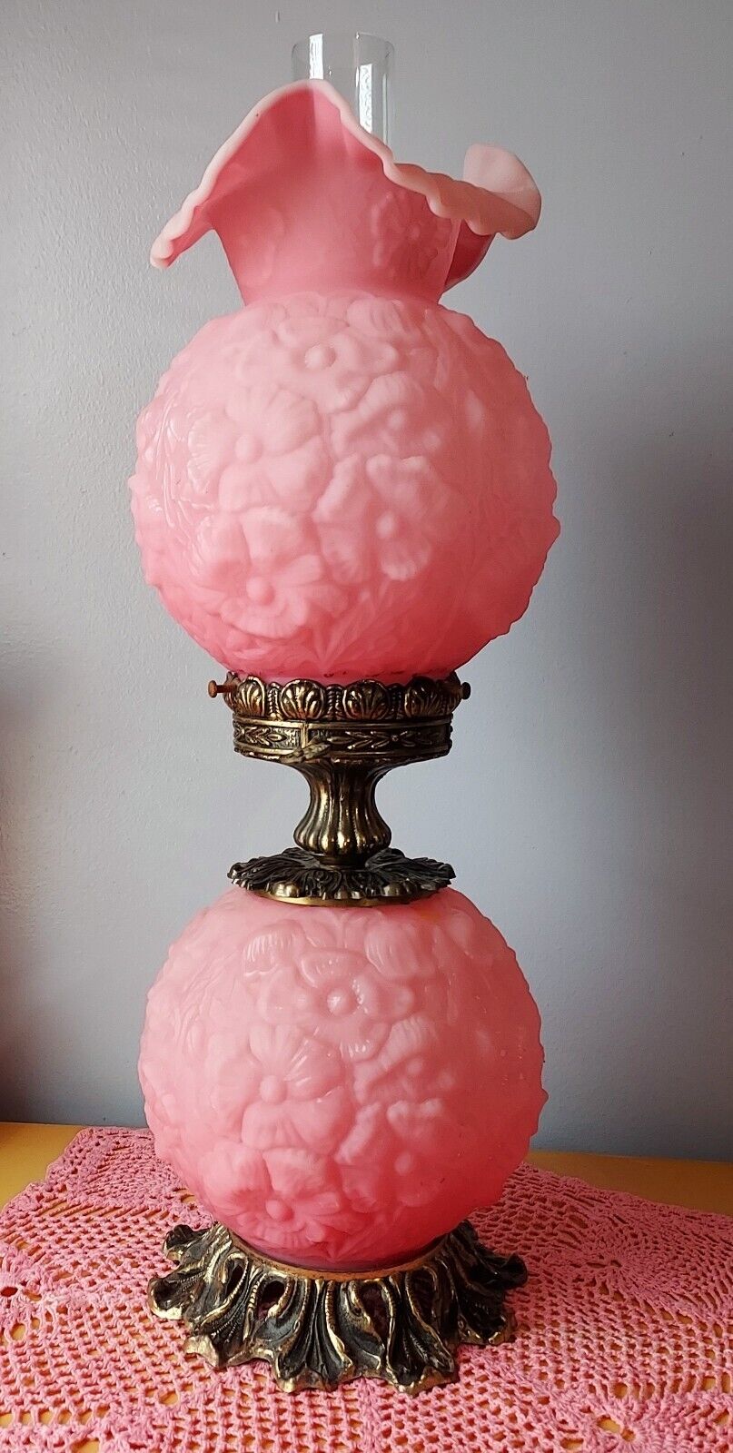 Vintage Fenton Glass Lamp GWTW Pink Satin Poppies Rose Nice 