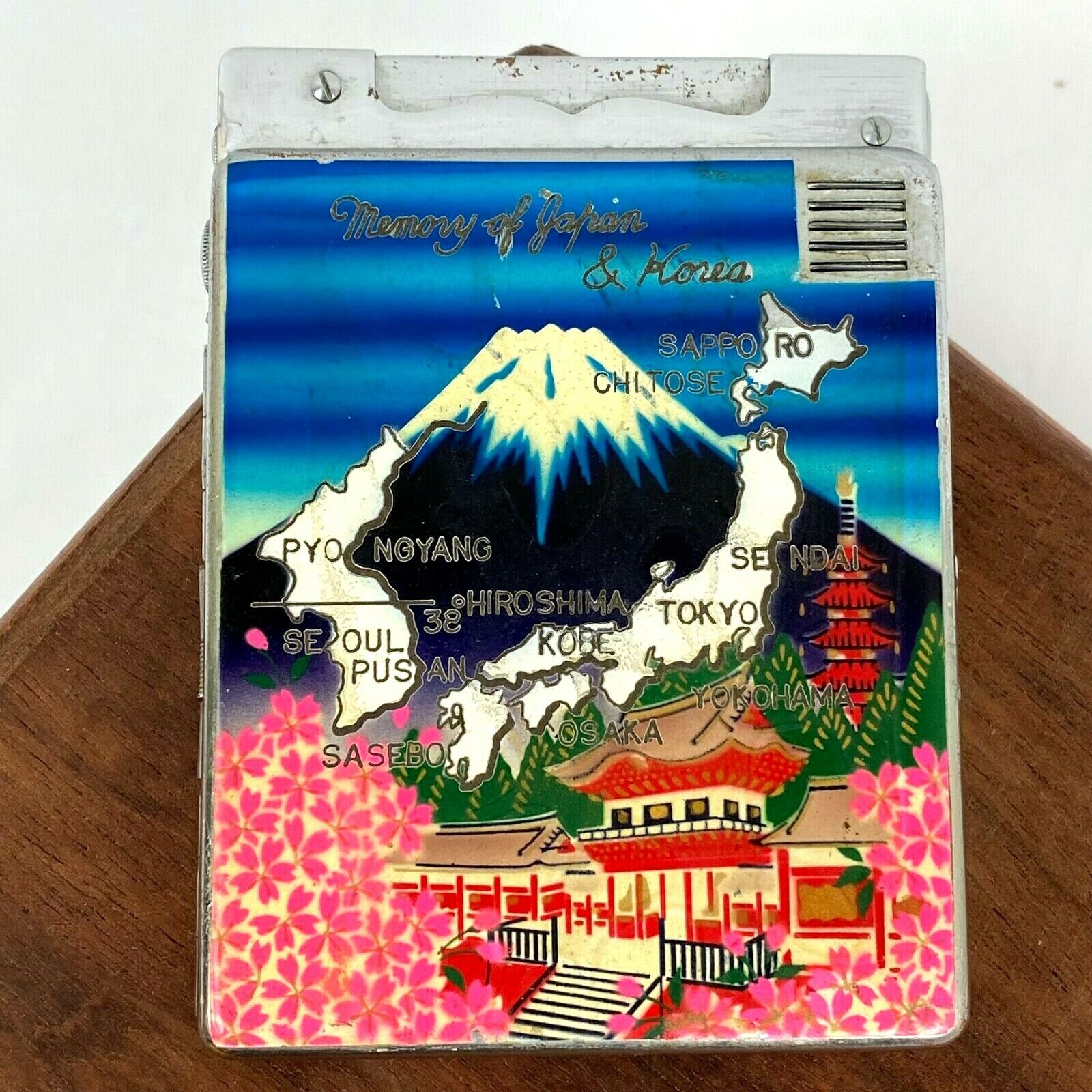 RARE Cigarette Case w/ Built in Squeeze Lighter Memory of Japan Korea Map VTG