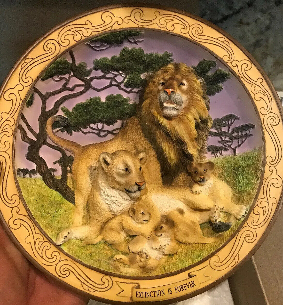 Bush Gardens African Lion “ Extinction Is Forever” 3D Collector Plate #560/7500