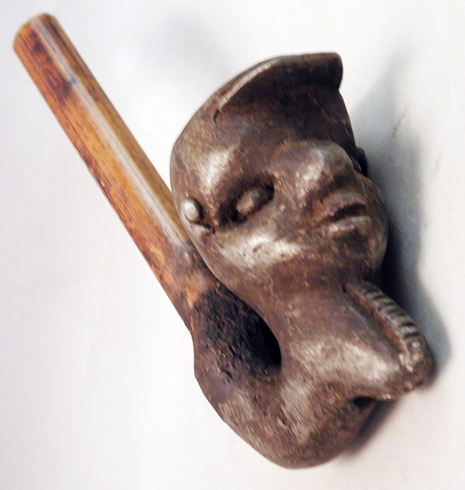 COLLECTIBLE HANDMADE WOOD NUPE METAL CEREMONIAL FIGURE USED PIPE NIGERIA ETHNIX