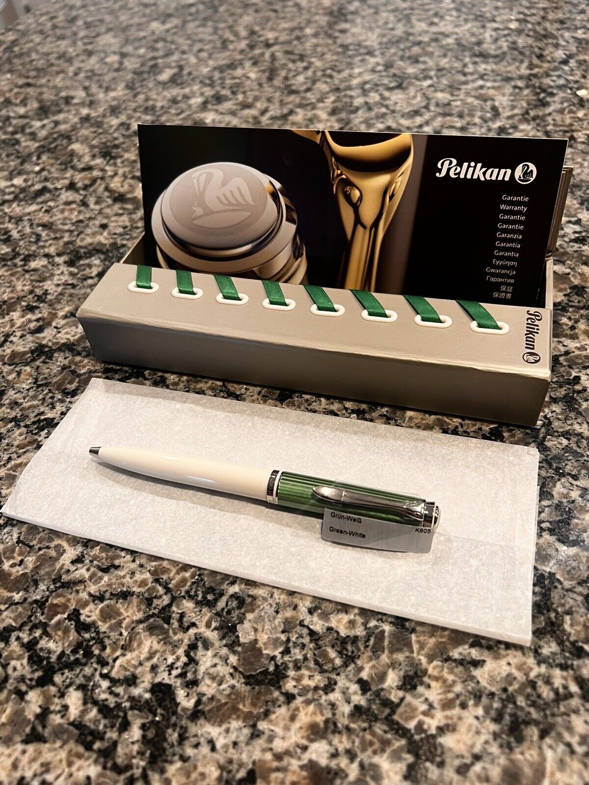 Pelikan Souveran 605 Ballpoint Pen in Green-White with Silver Trim - NEW in Box