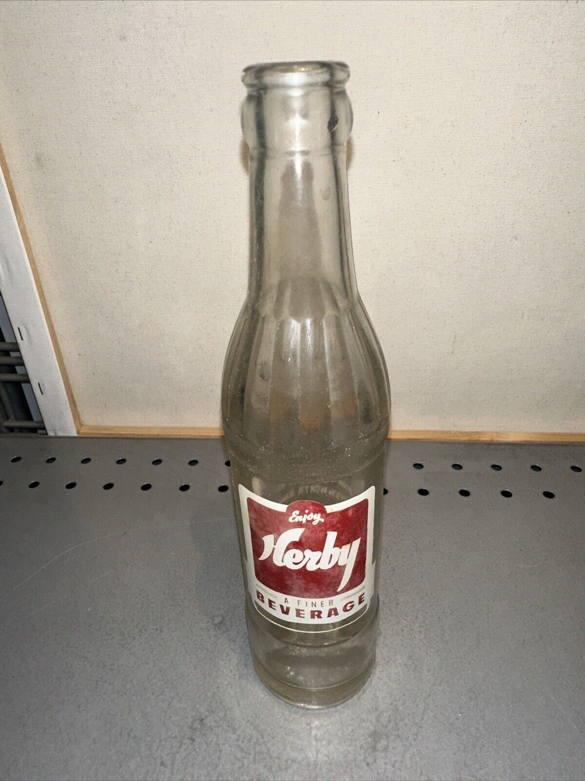 Vintage Herby Soda Pop Bottle Leavenworth, Ks. 7 1/2- 7 3/4 oz 1953