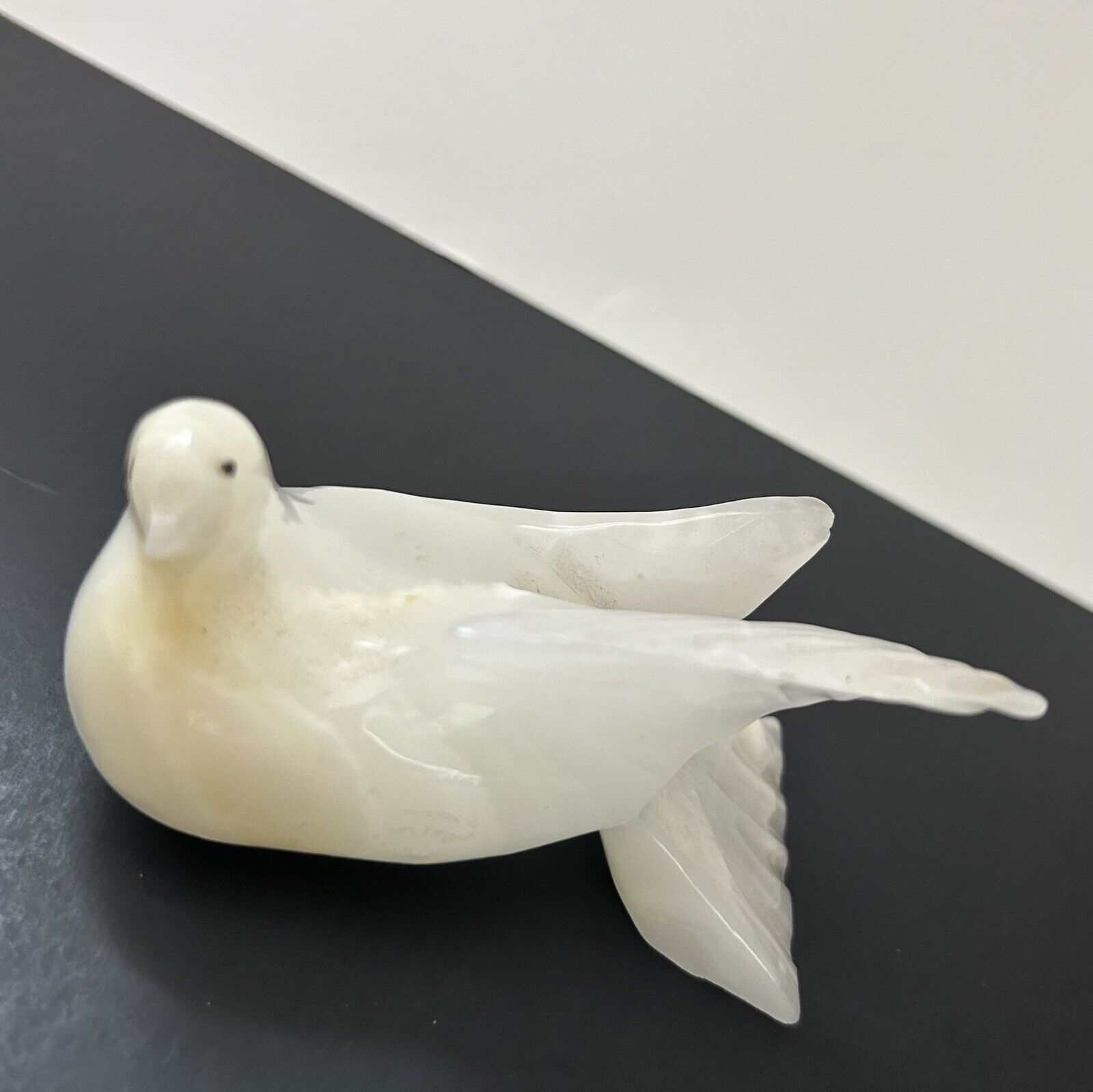 Vintage Dove Hand Carved White Onyx Figurine Stone Sculptured Bird 4\