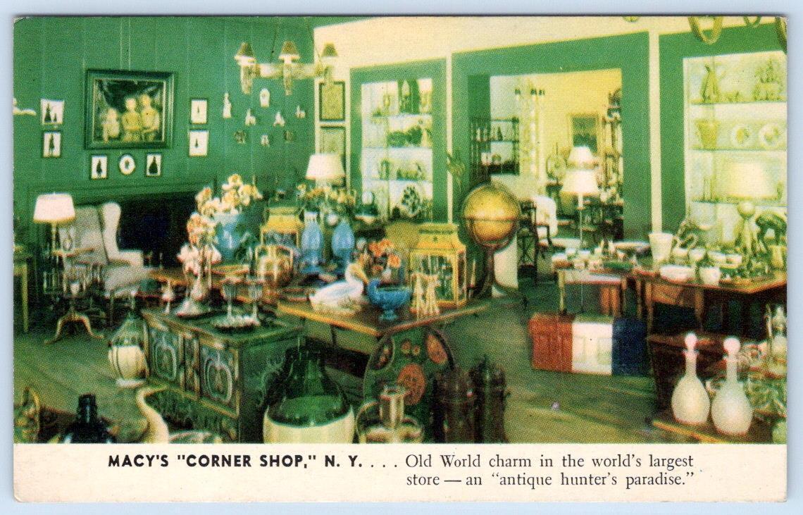 1939 MACY'S CORNER SHOP OLD WORLD CHARM ANTIQUE HUNTER'S PARADISE POSTCARD