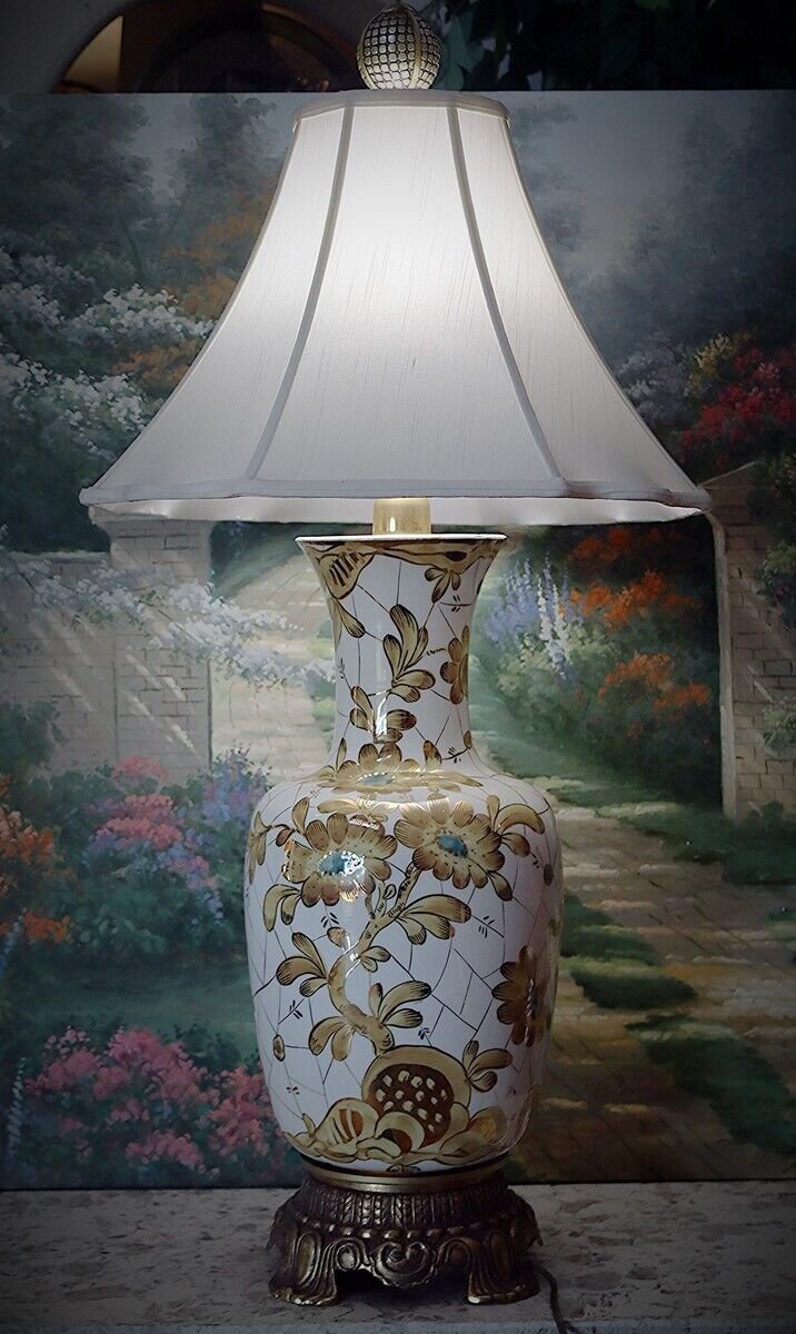 Vintage Italian Marbro Porcelain Table Lamp White Floral Gold Brass Rare Find 34