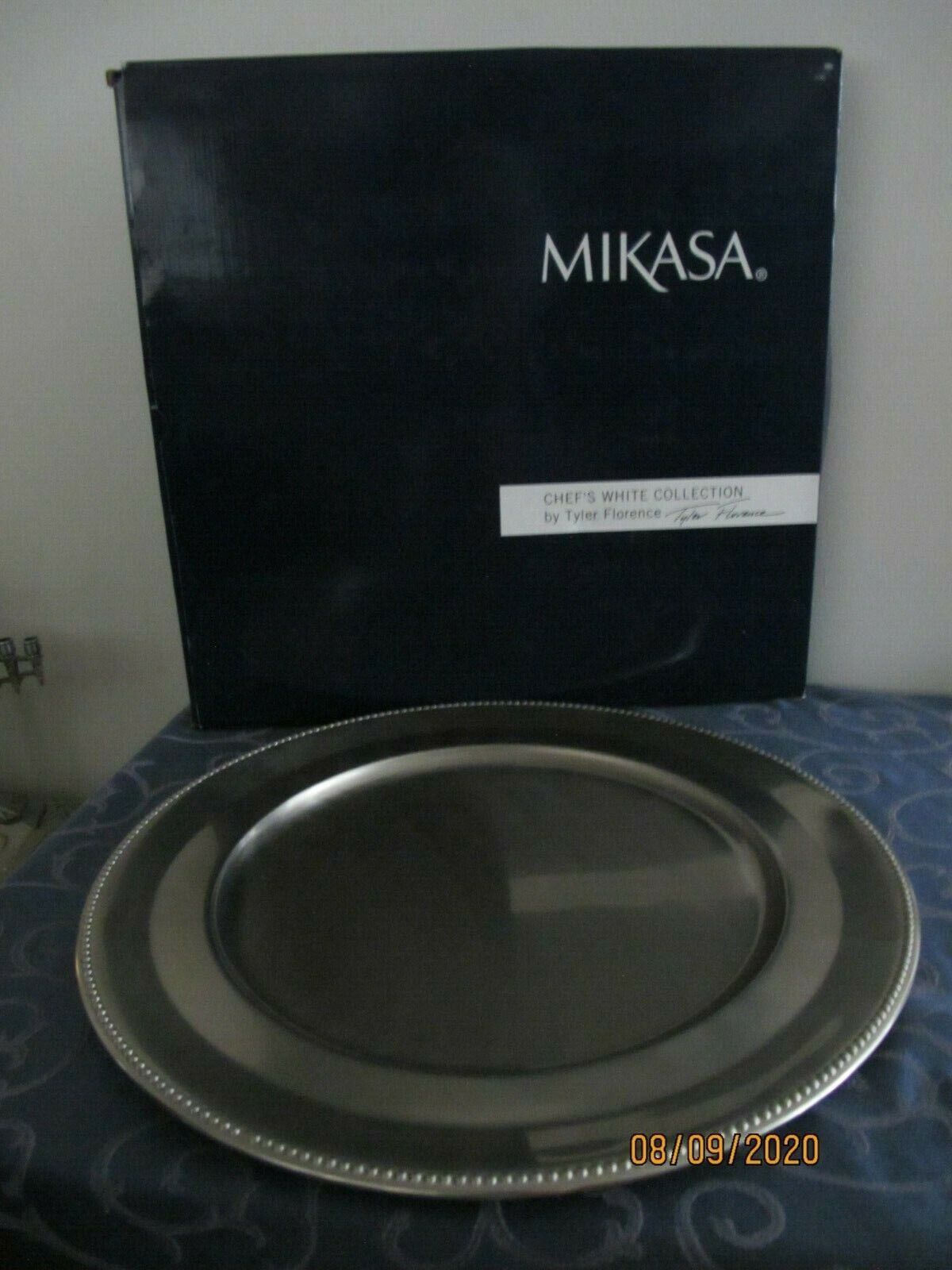 Tyler Florence by Mikasa Chef's White Collection Round Service Tray