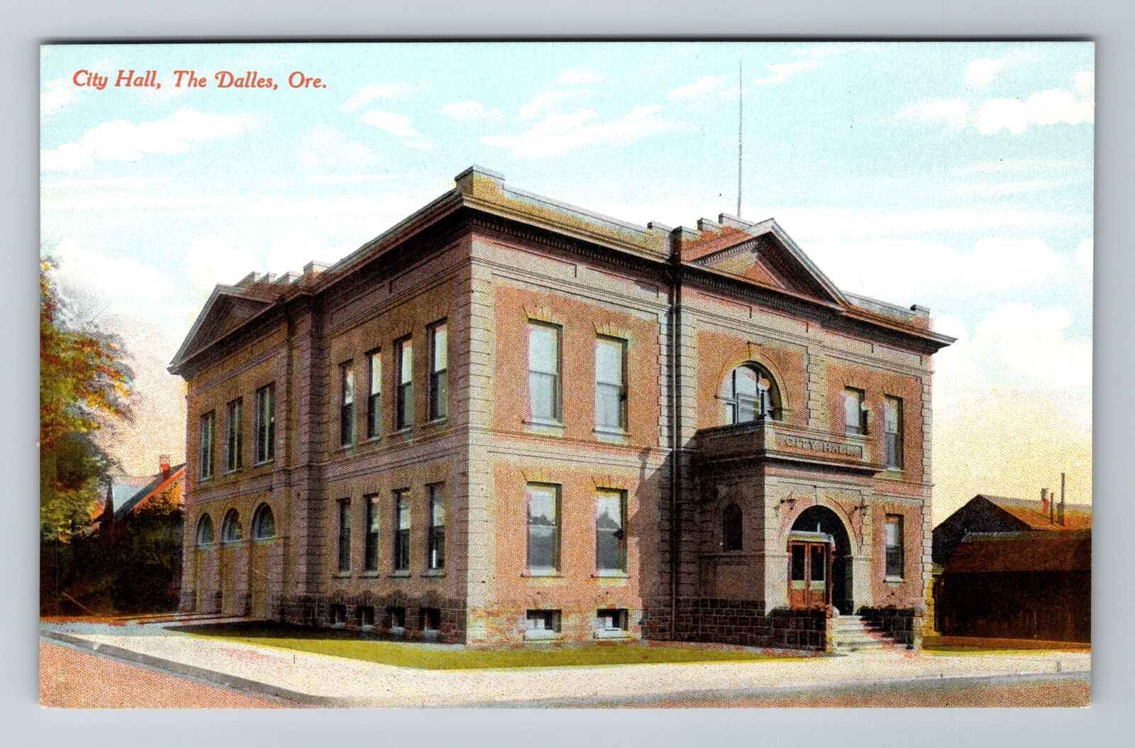 Dallas OR-Oregon, City Hall, Antique, Vintage Souvenir Postcard