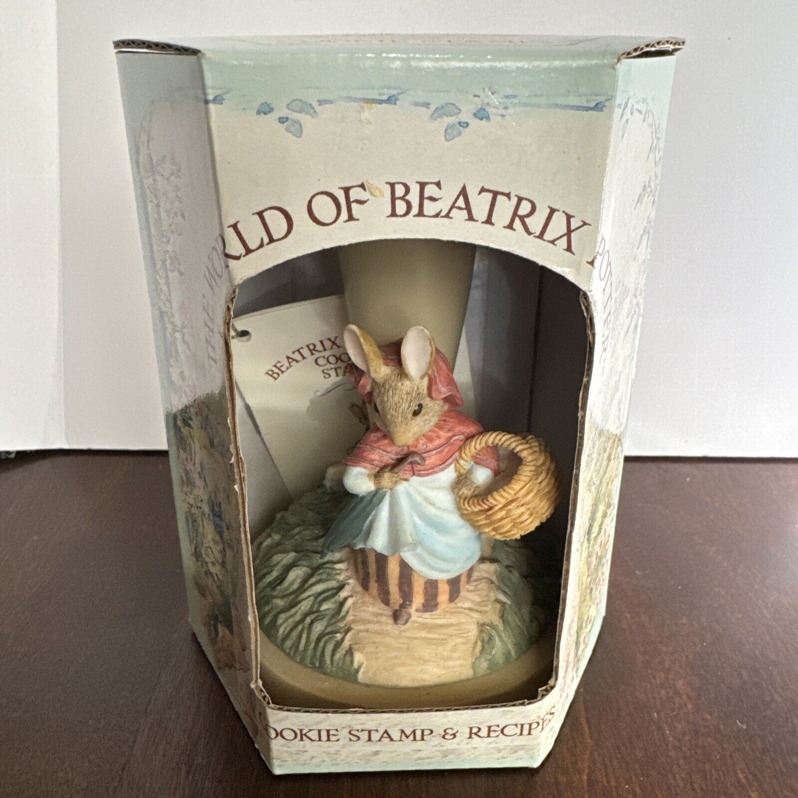 Beatrix Potter Cookie Stamps, 1997 MRS. RABBIT With Recipes.