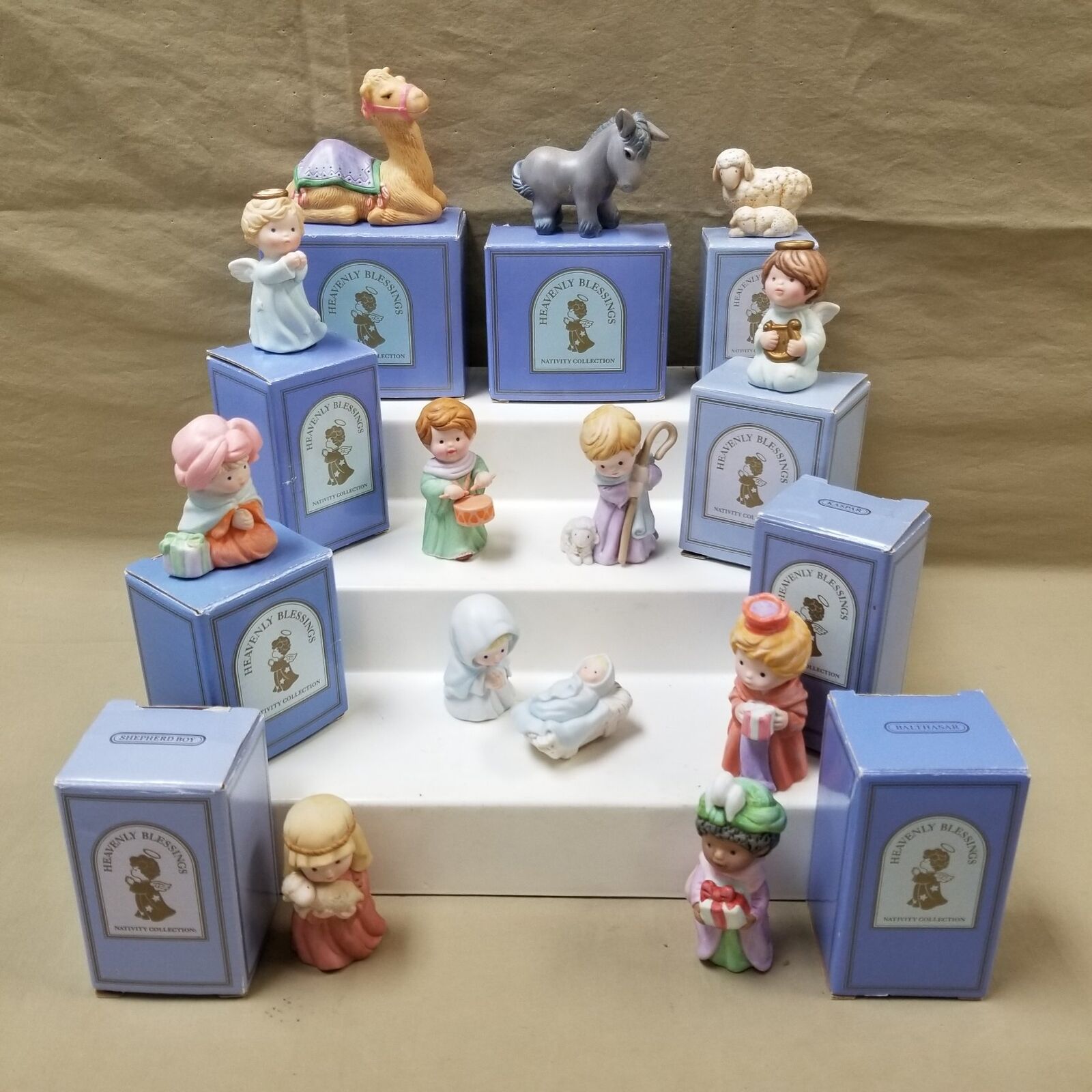 Vintage 1986 Avon Heavenly Blessings Nativity Collection Porcelain Figurine Set