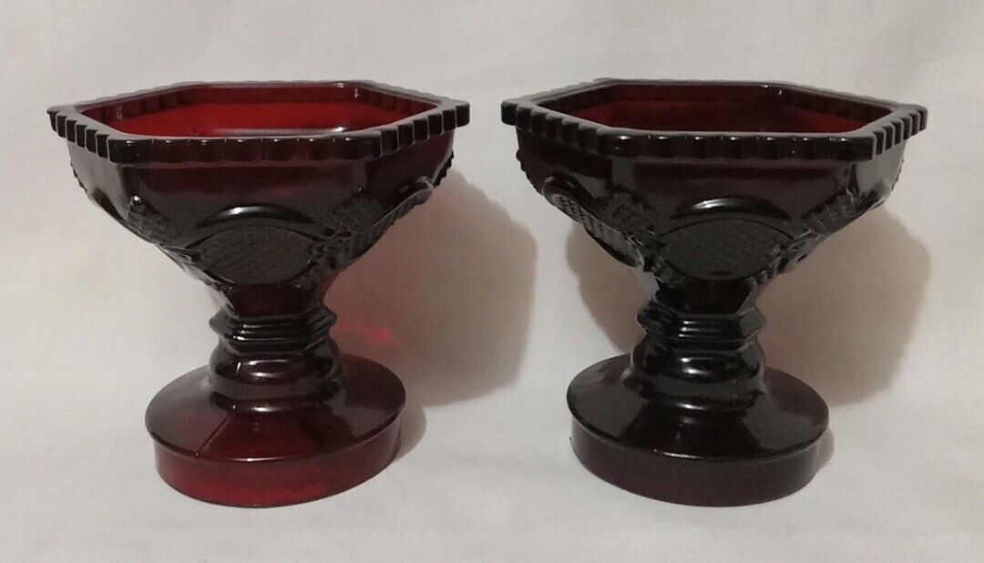 Avon Vintage The 1876 Cape Cod Collection Ruby Red Pedestal Bowl Candy dish