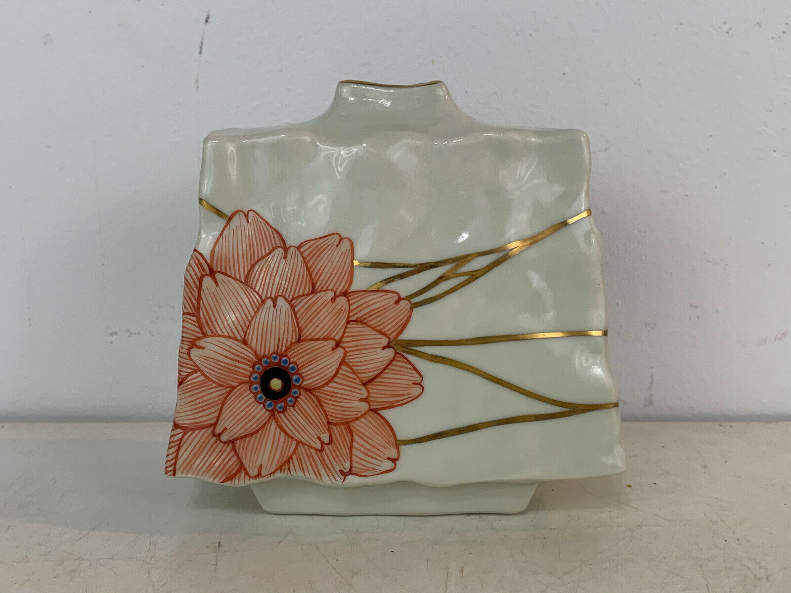 Japanese Hand Painted Signed Porcelain Vase w/ Gold & Flower Decoration