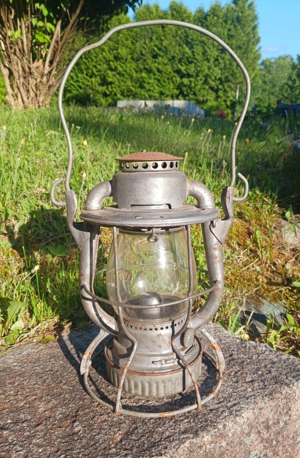 Vintage Dietz Vesta New York Railroad Kerosene Oil Lantern with Clear Glass CNX