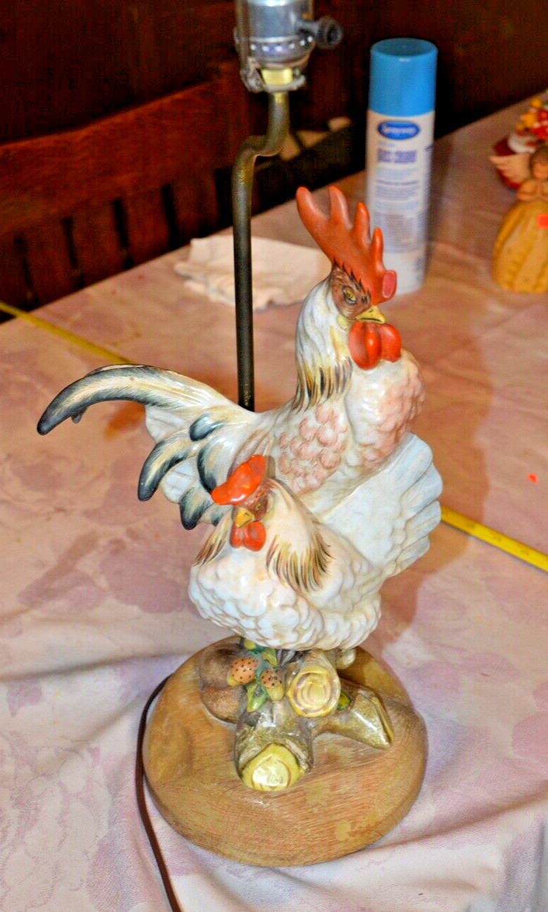 Vintage Chicken/Rooster Ceramic Table Lamp  28.5\