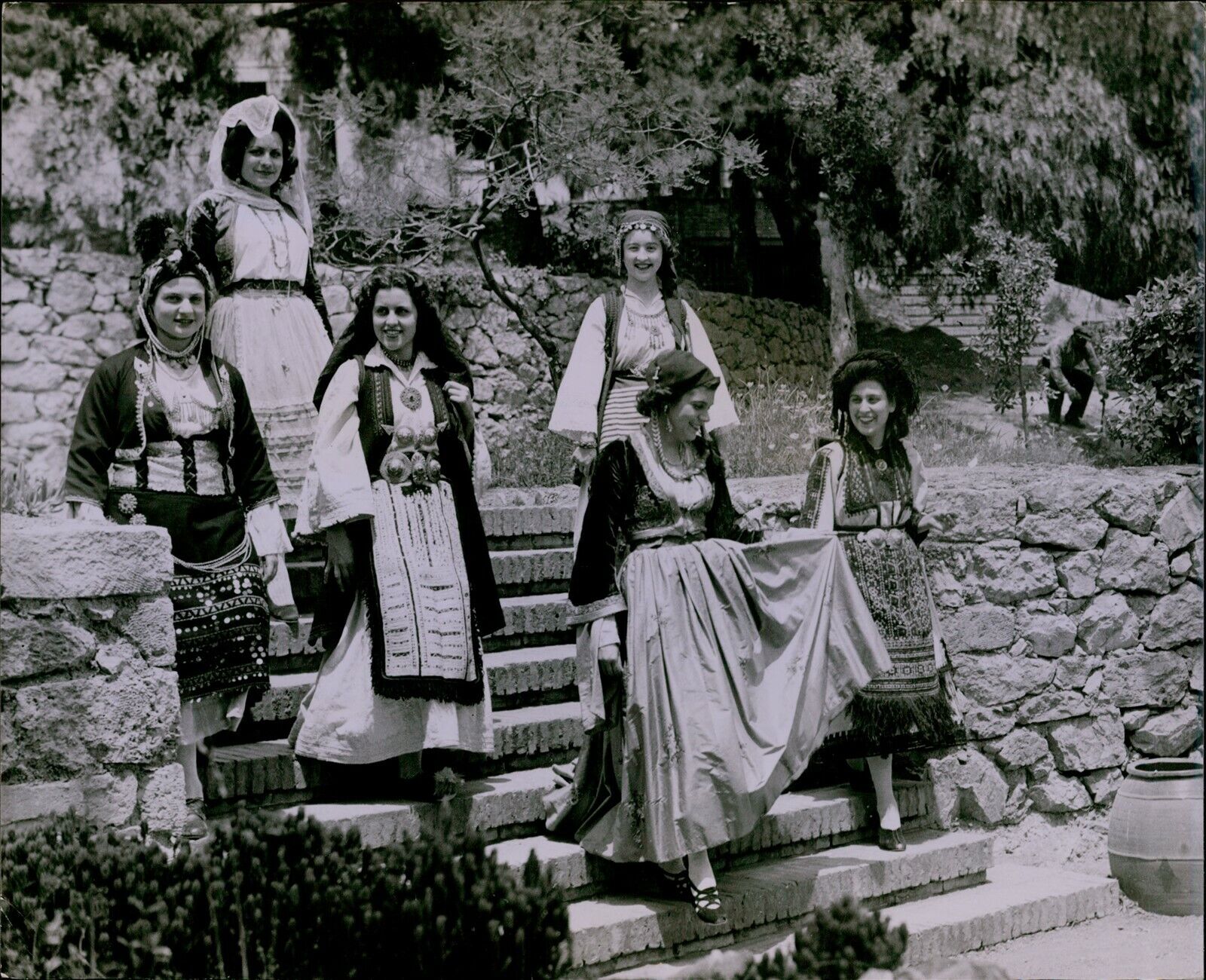 LG772 Original Chris Ware Photo GREEK NATIONALS Ladies Dresses Athenian Garden